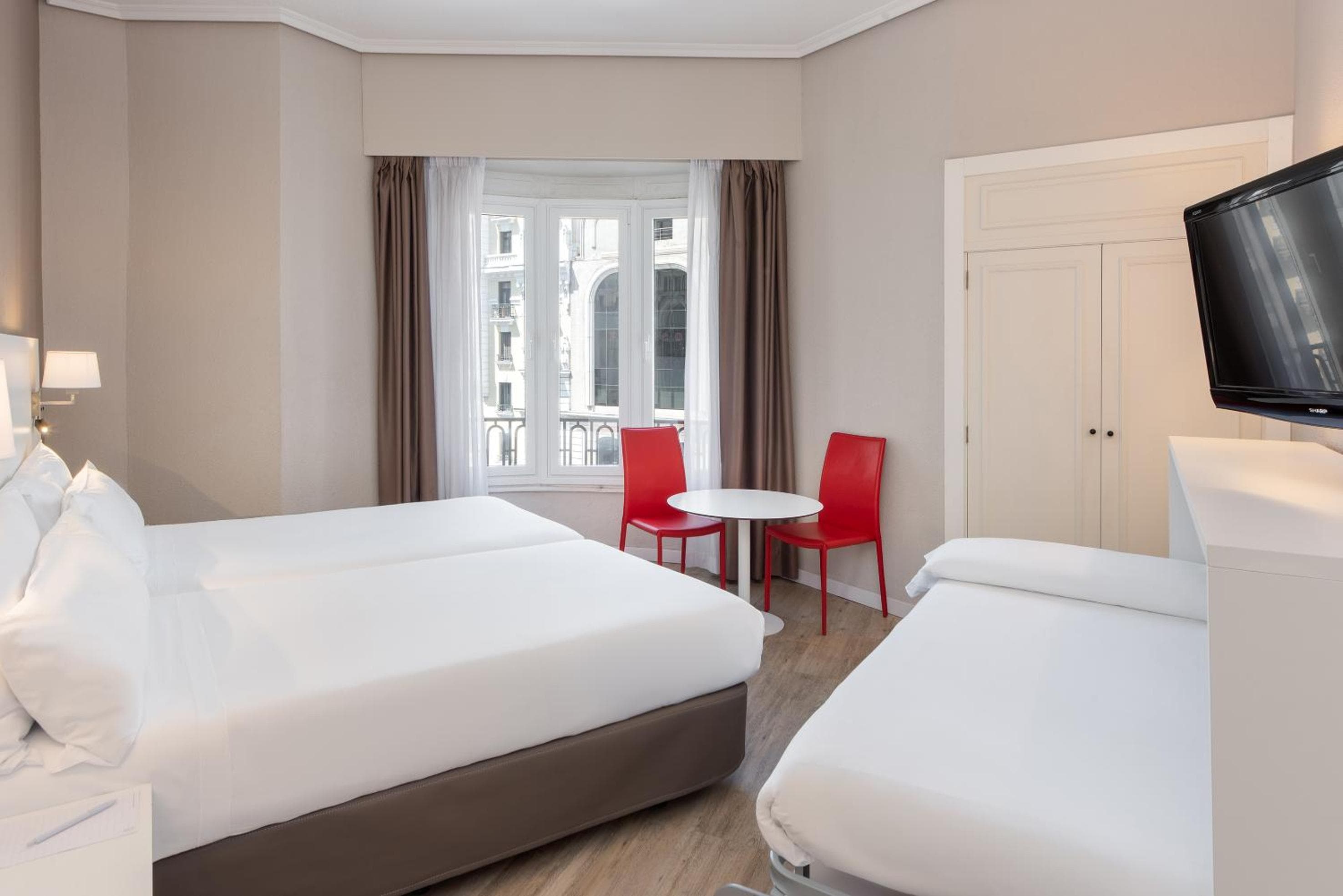 Hotel Madrid Gran Via 25, Affiliated by Meliá — 28