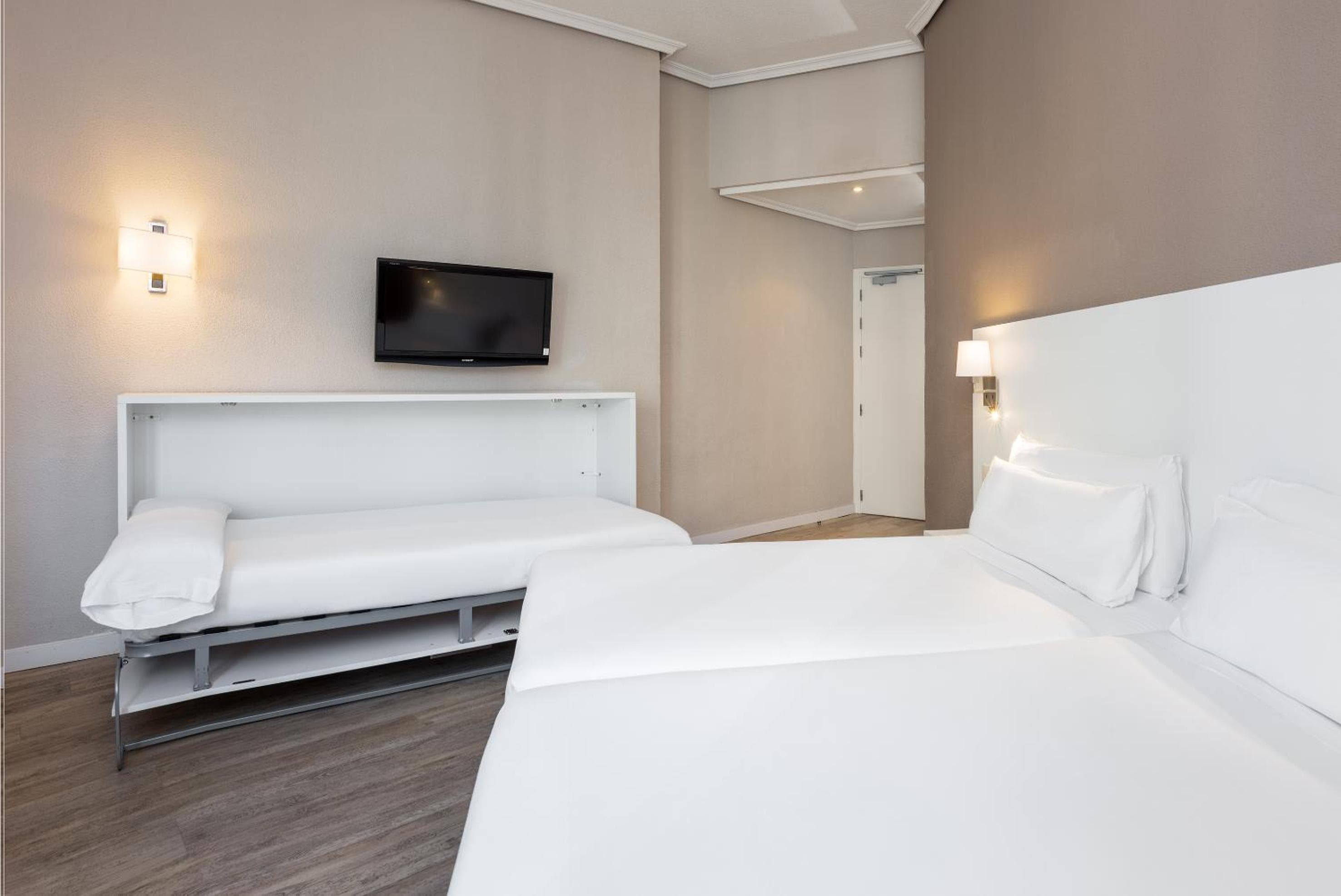 Hotel Madrid Gran Via 25, Affiliated by Meliá — 19