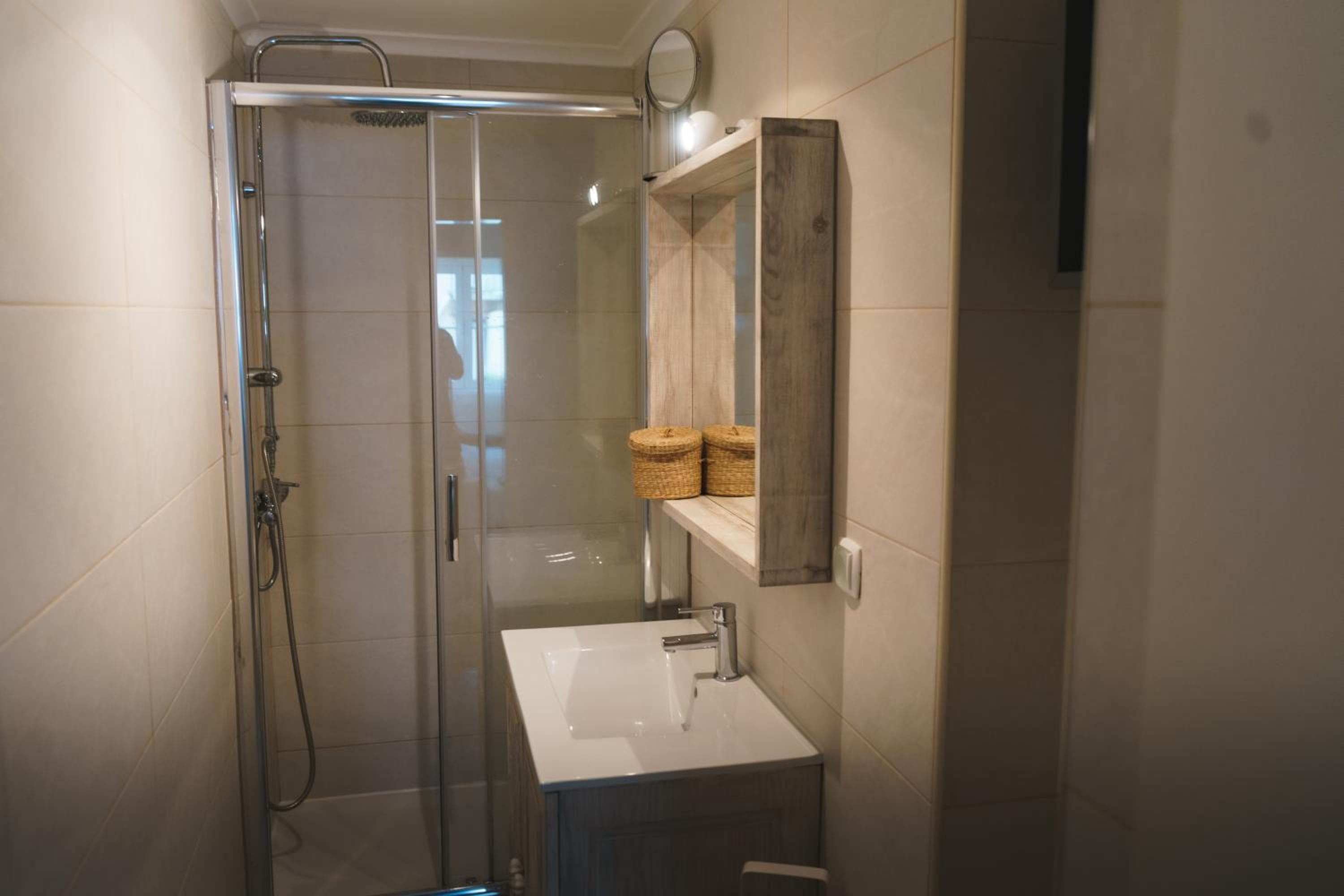 Flores Guest House — 3