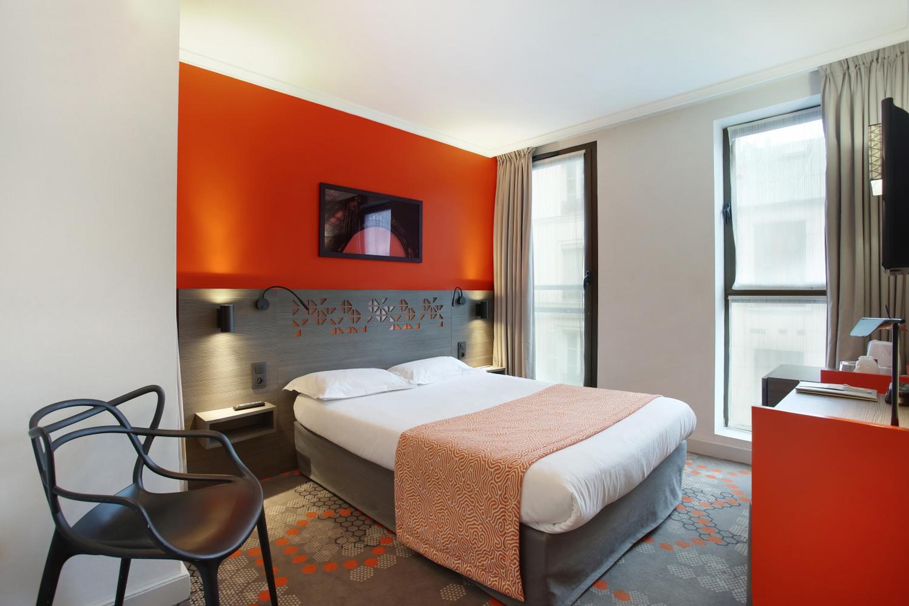 Hotel Eiffel Capitol — 3