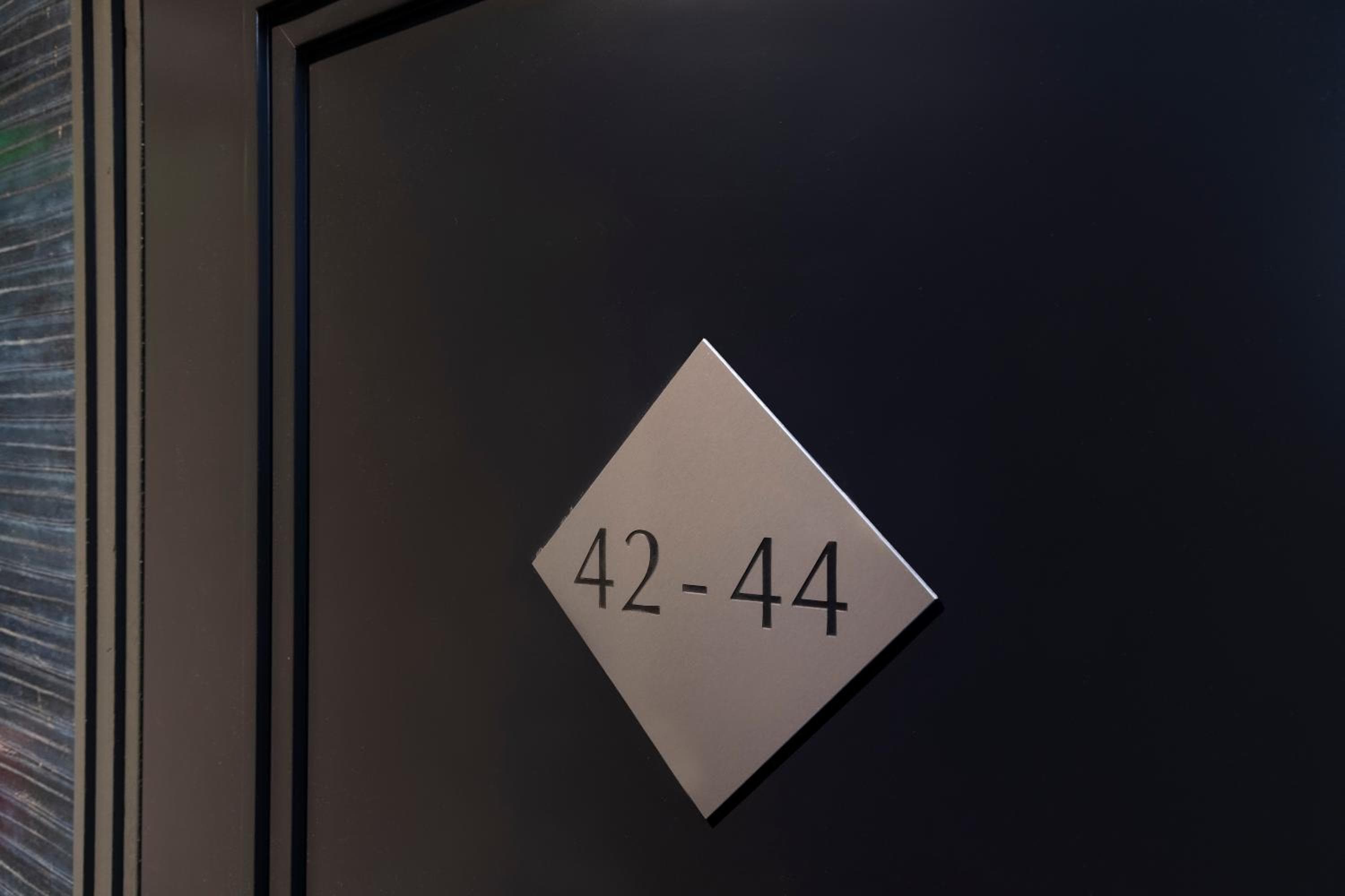 Hôtel Gustave — 21