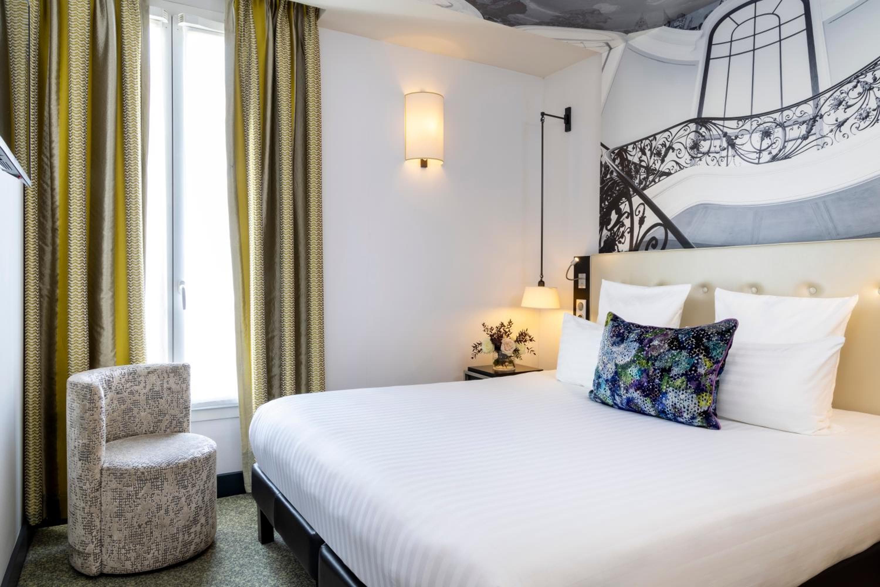 Hôtel Gustave — 13