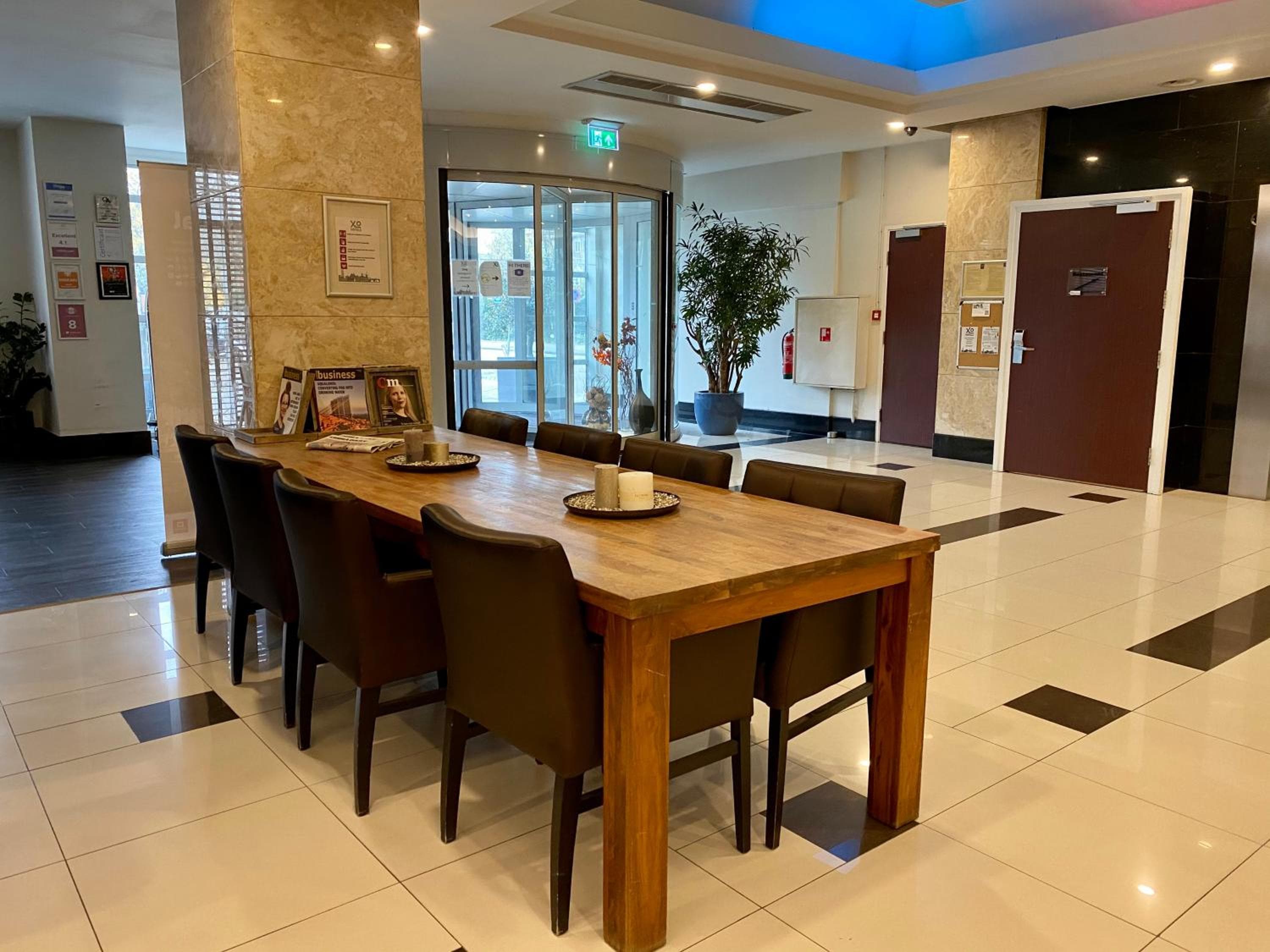XO Hotels Blue Tower — 21