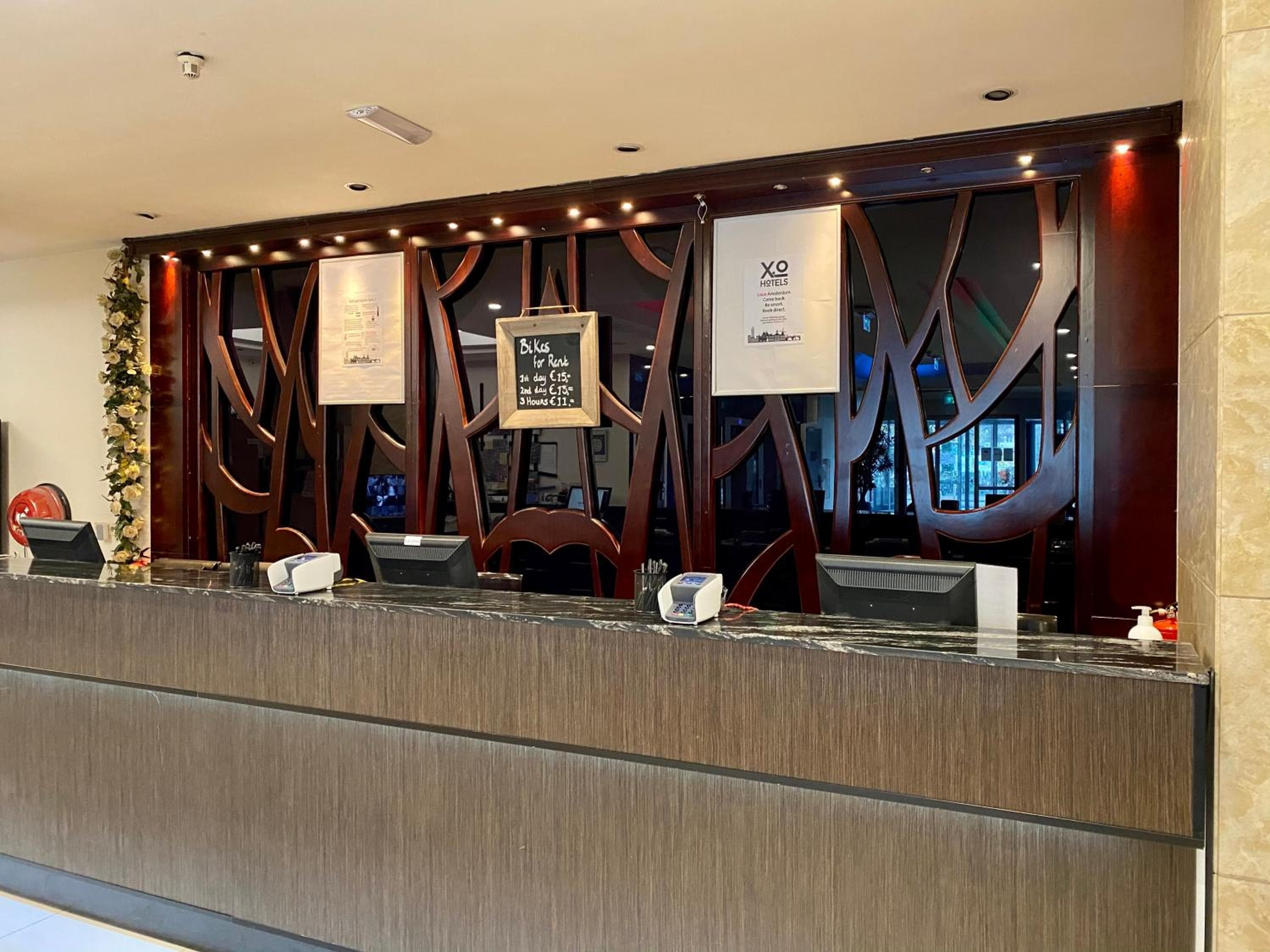 XO Hotels Blue Tower — 19