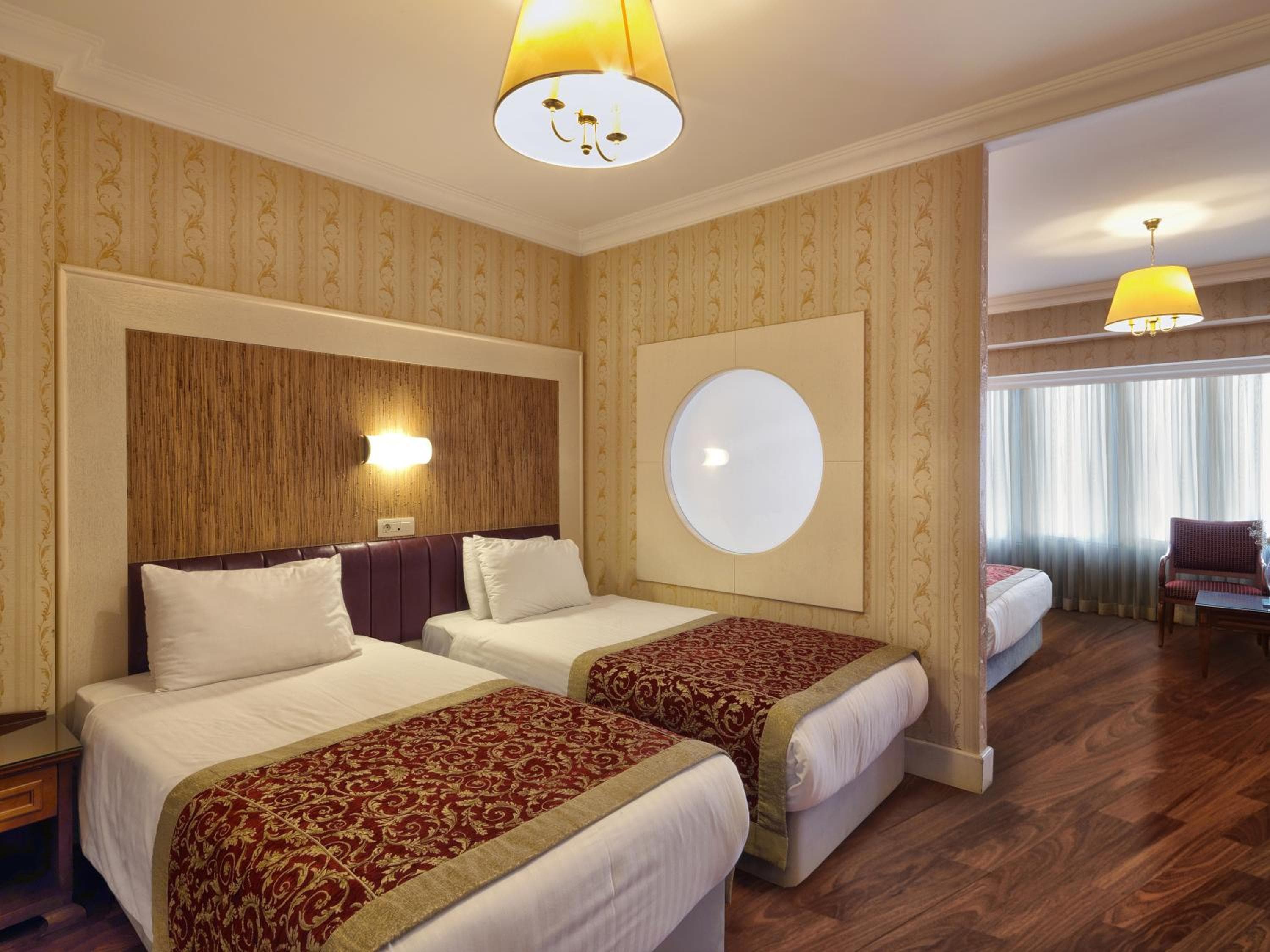 Hotel Taksim — 12