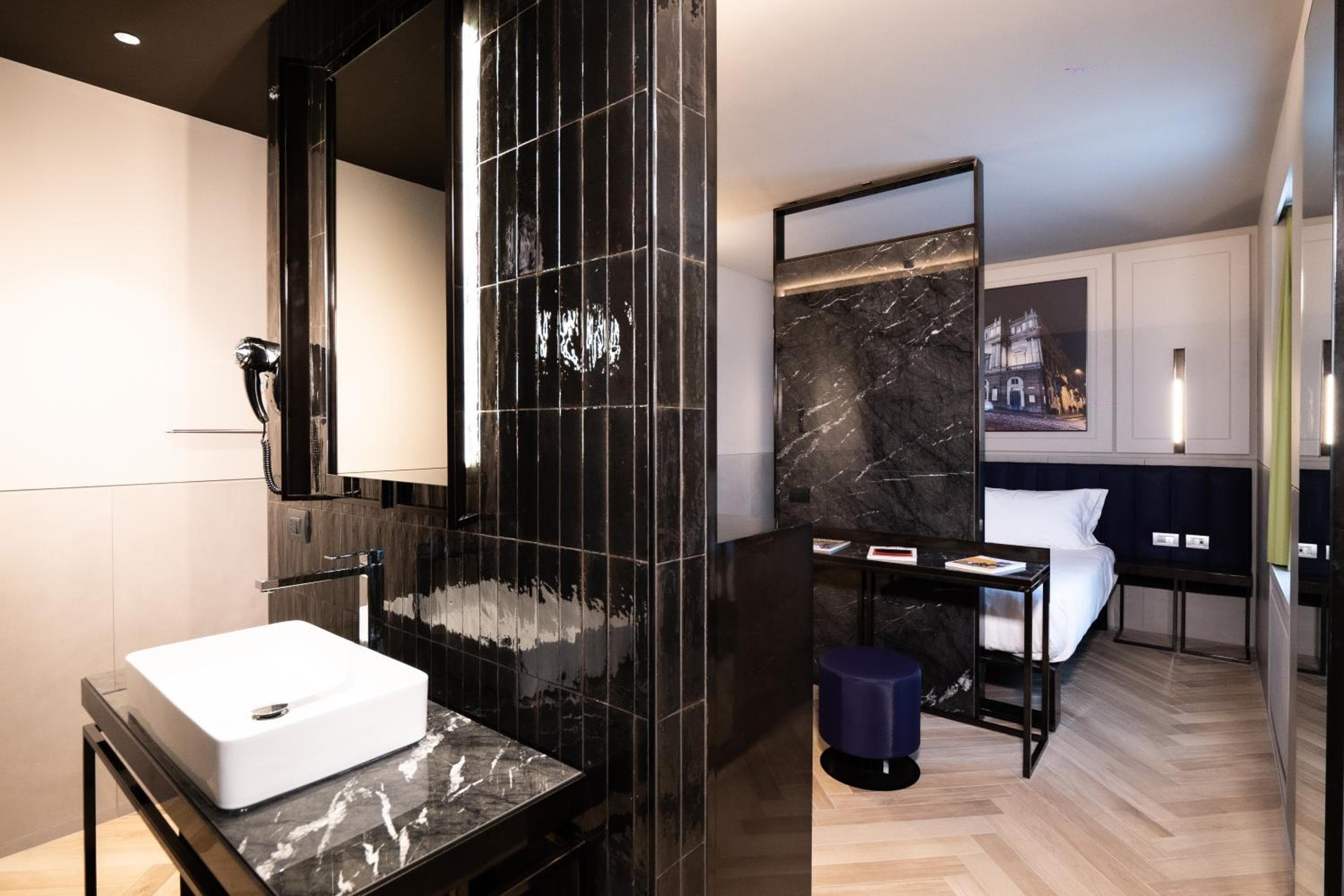 Hotel Corazón Milán — 11