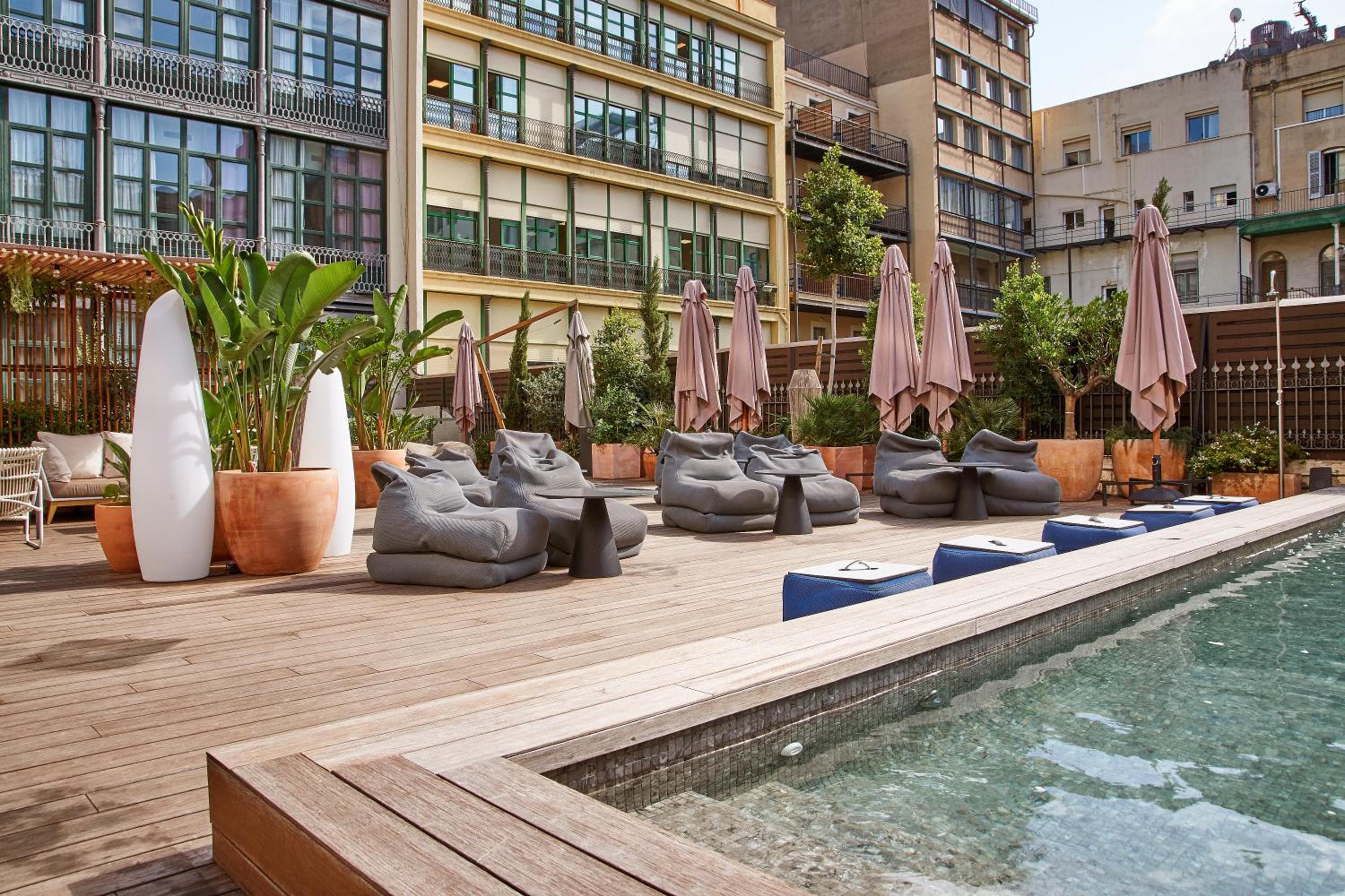ICON Bcn — 1