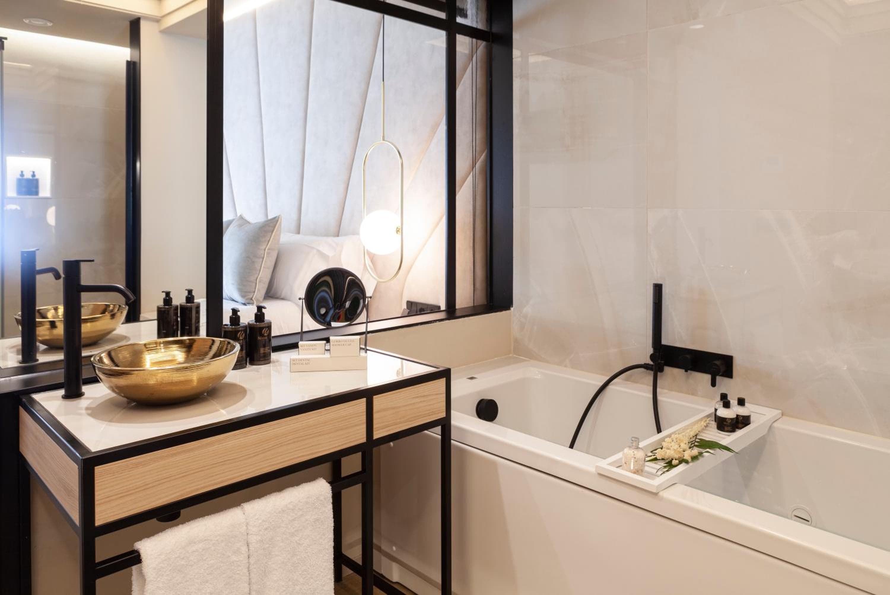 Nivia Born Boutique Hotel — 24