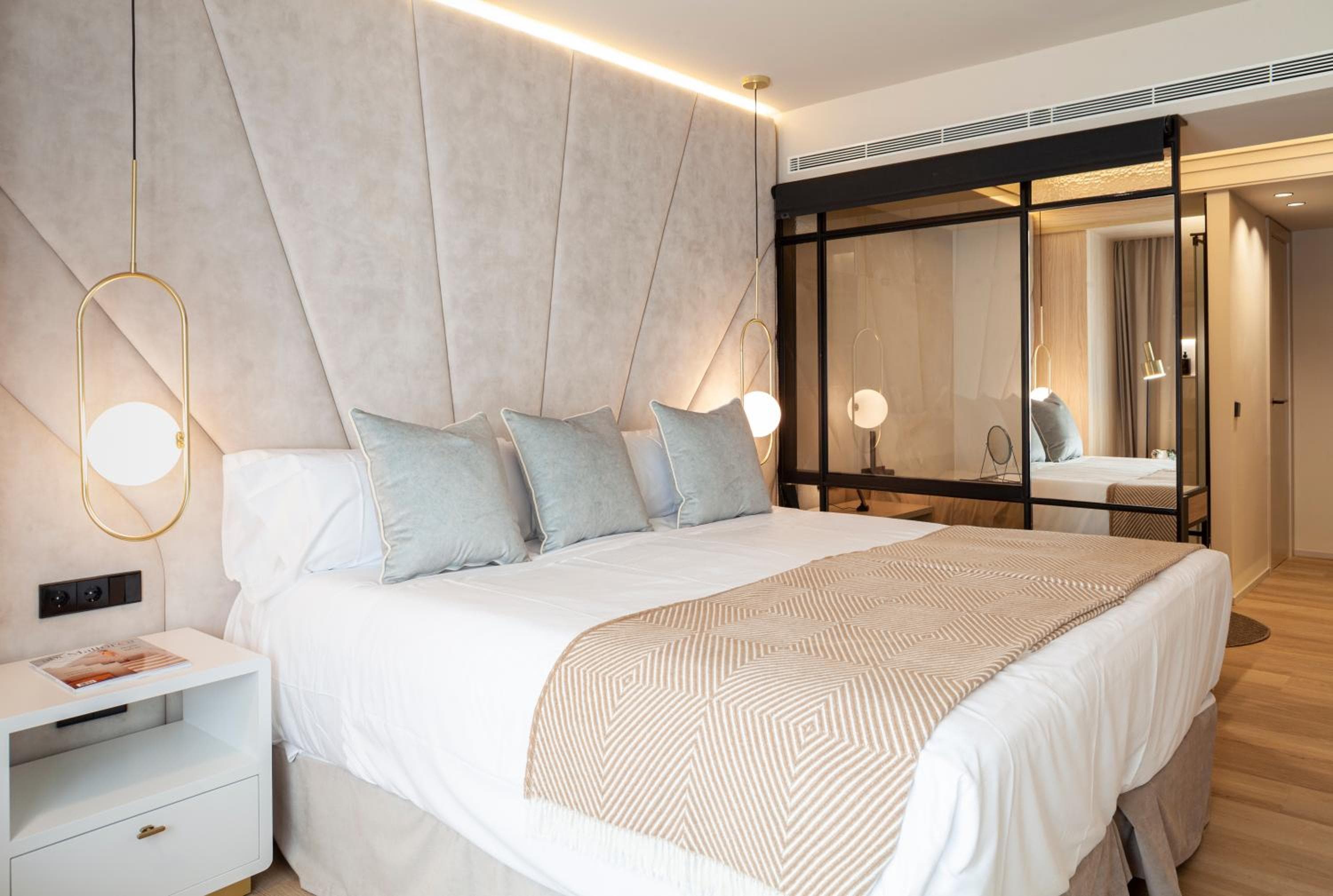 Nivia Born Boutique Hotel — 17