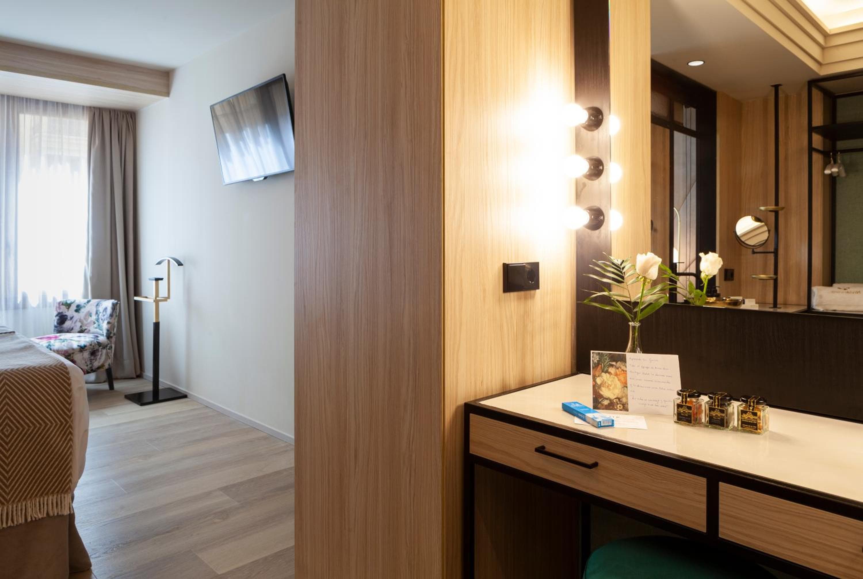 Nivia Born Boutique Hotel — 16