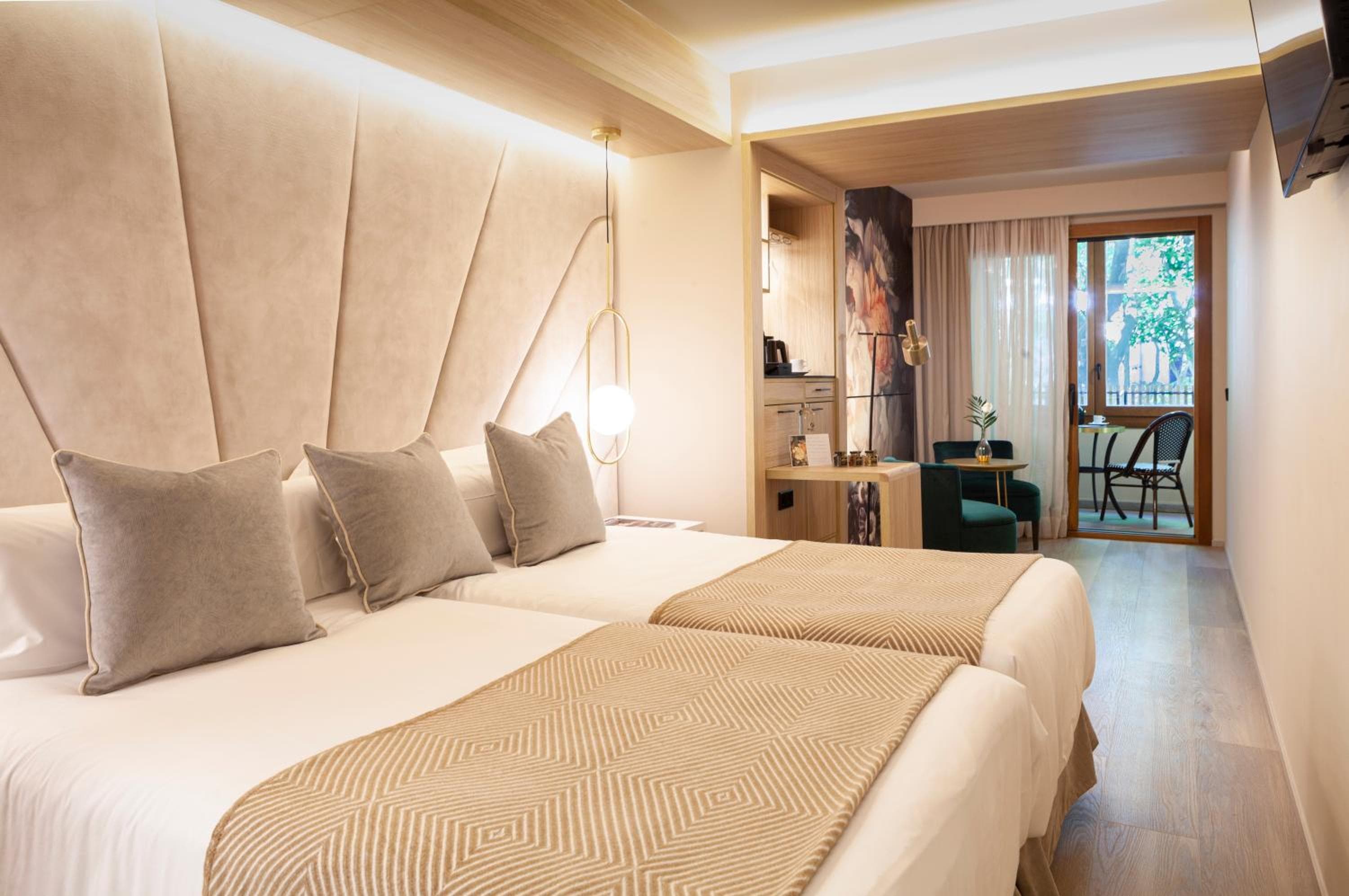 Nivia Born Boutique Hotel — 15