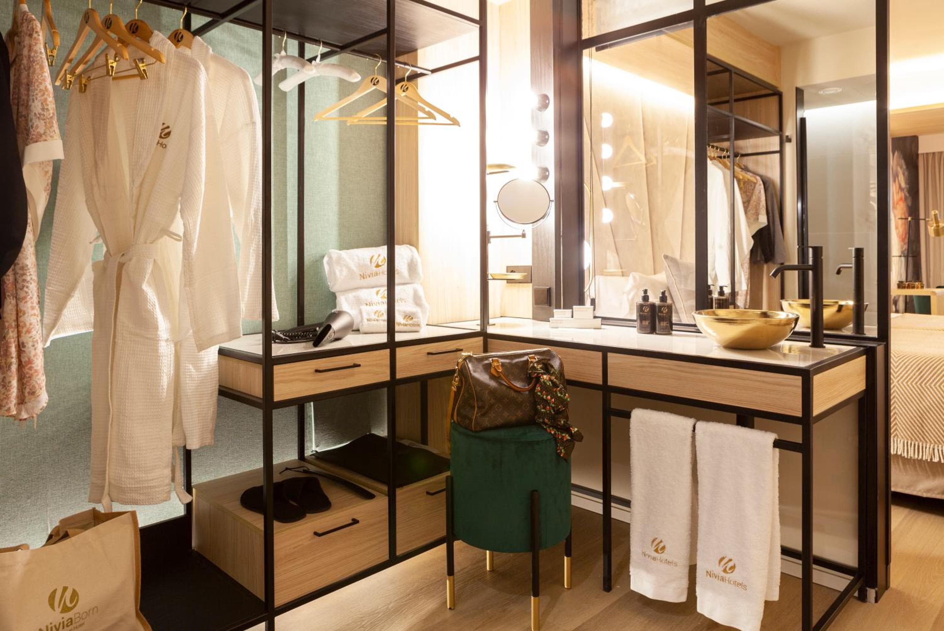 Nivia Born Boutique Hotel — 27