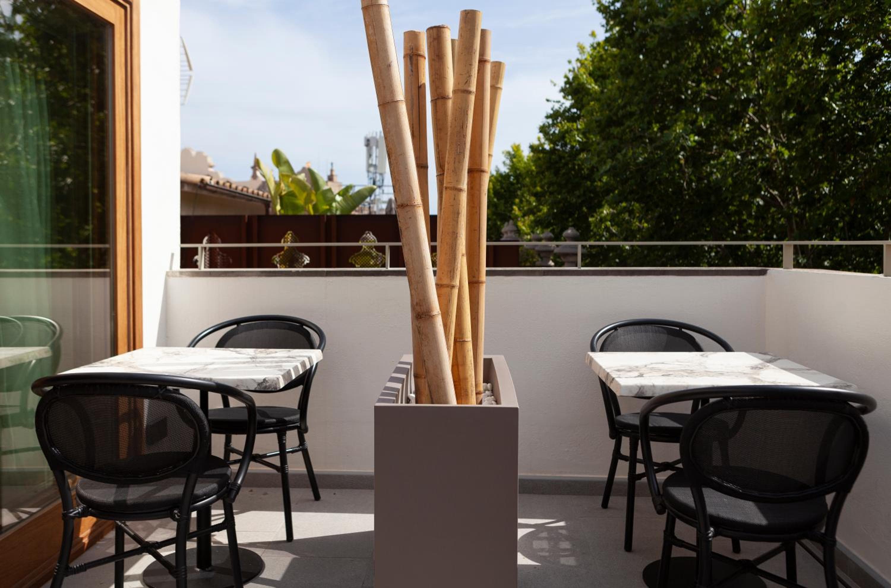 Nivia Born Boutique Hotel — 20