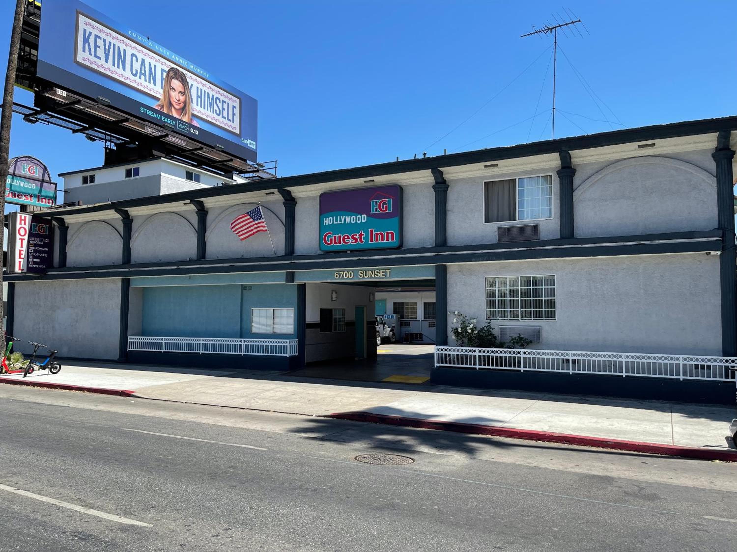 Locanda degli ospiti di Hollywood — 1