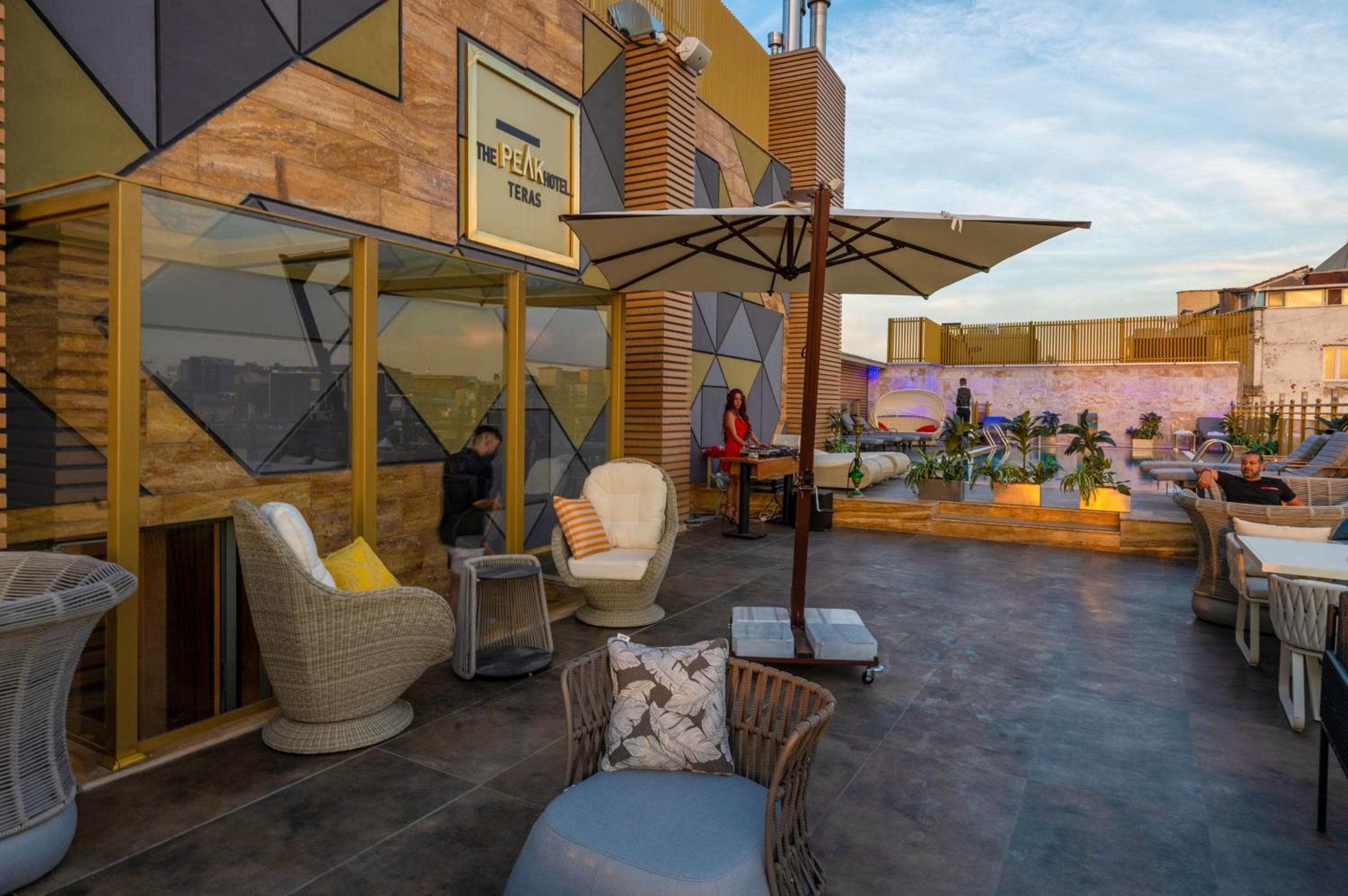 Ramada By Wyndham Istanbul Pera — 30