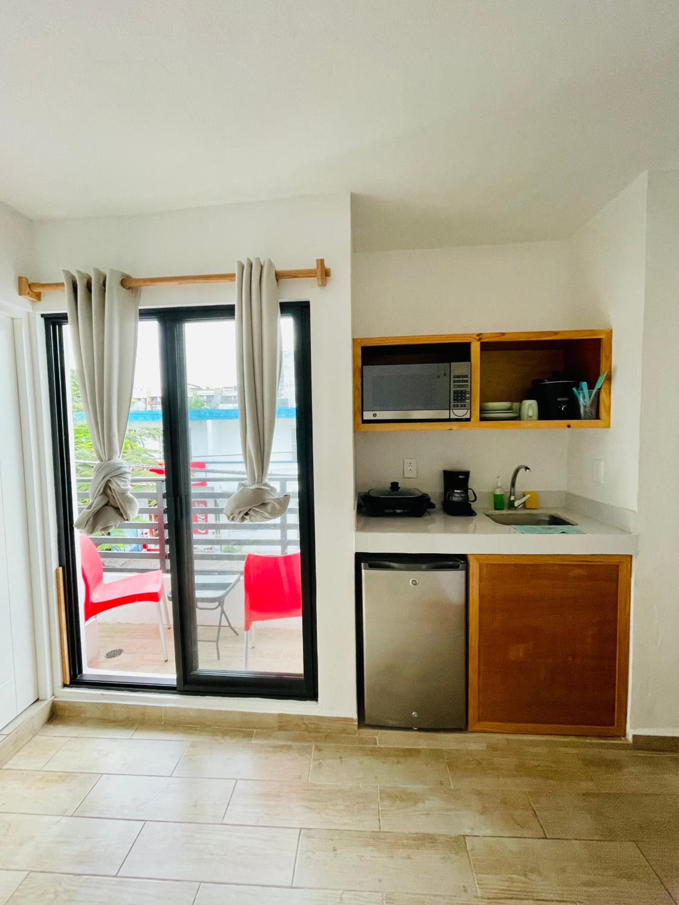 SuitesMB — 21