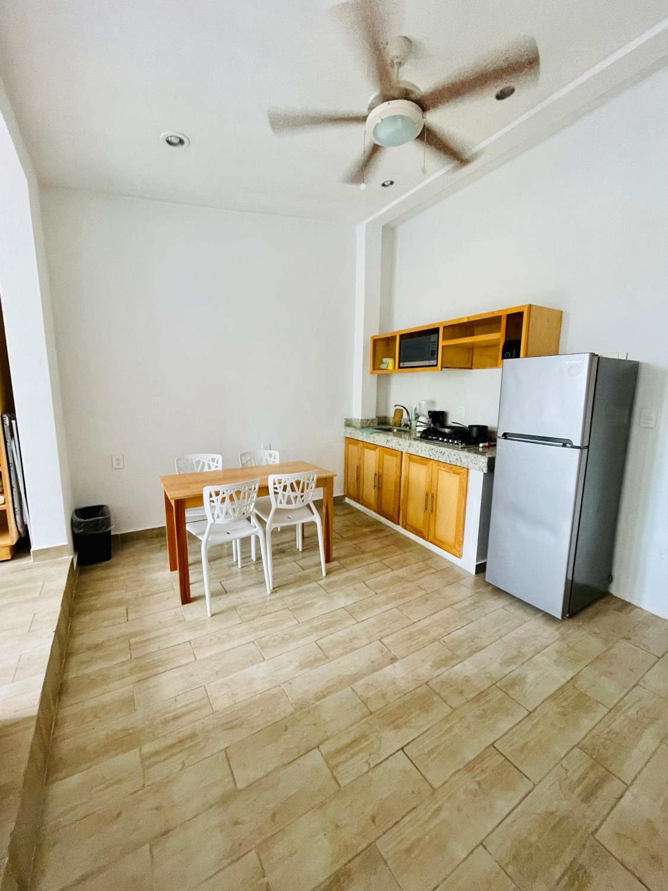 SuitesMB — 18