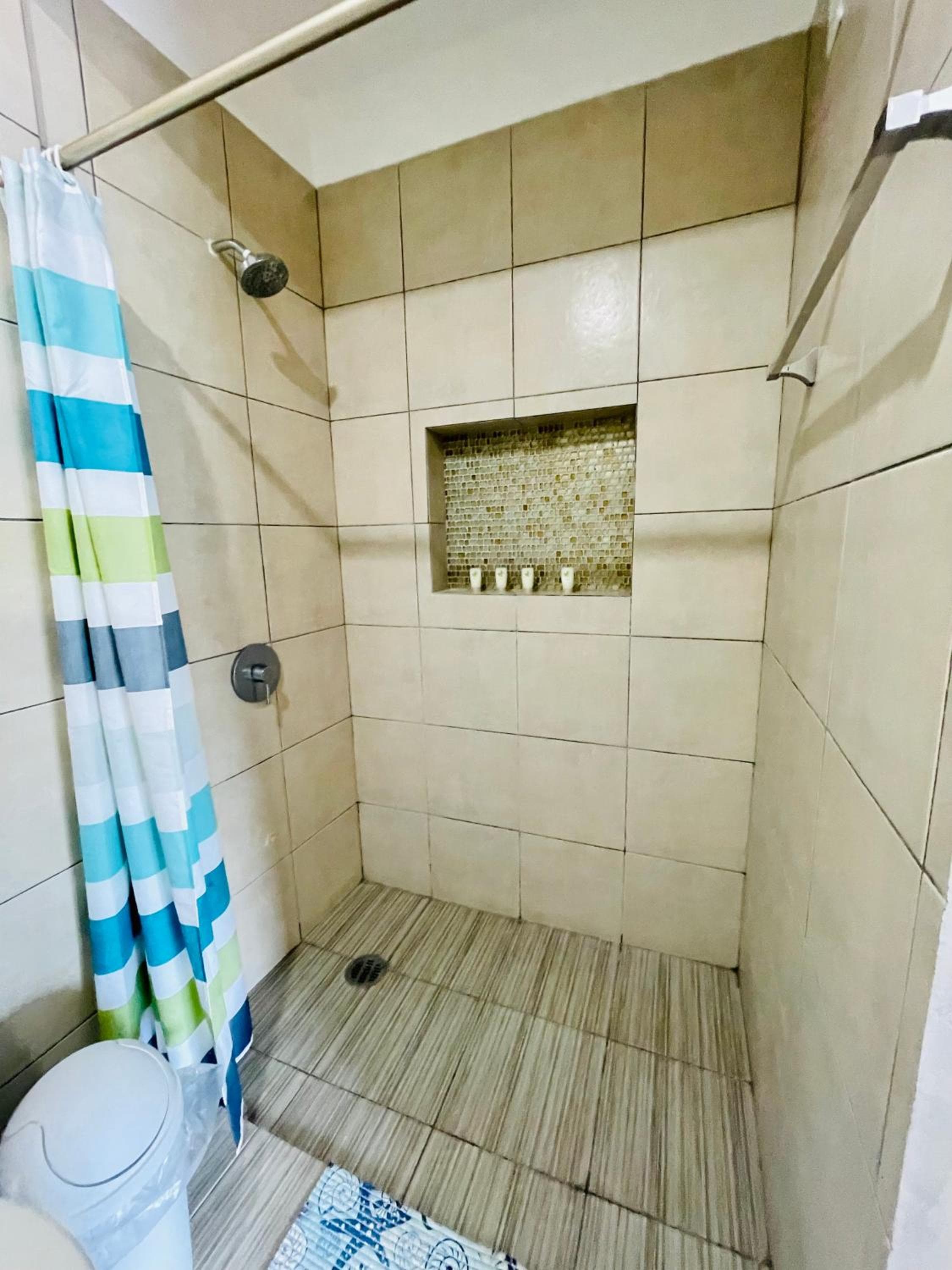 SuitesMB — 4