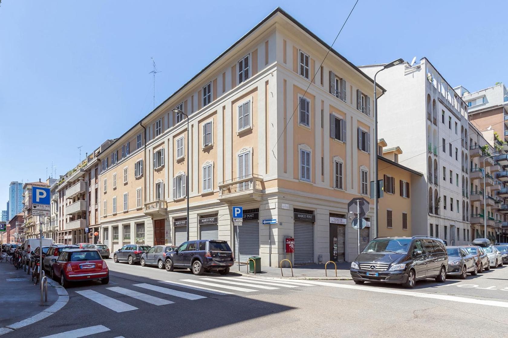 Milan Retreats — 1
