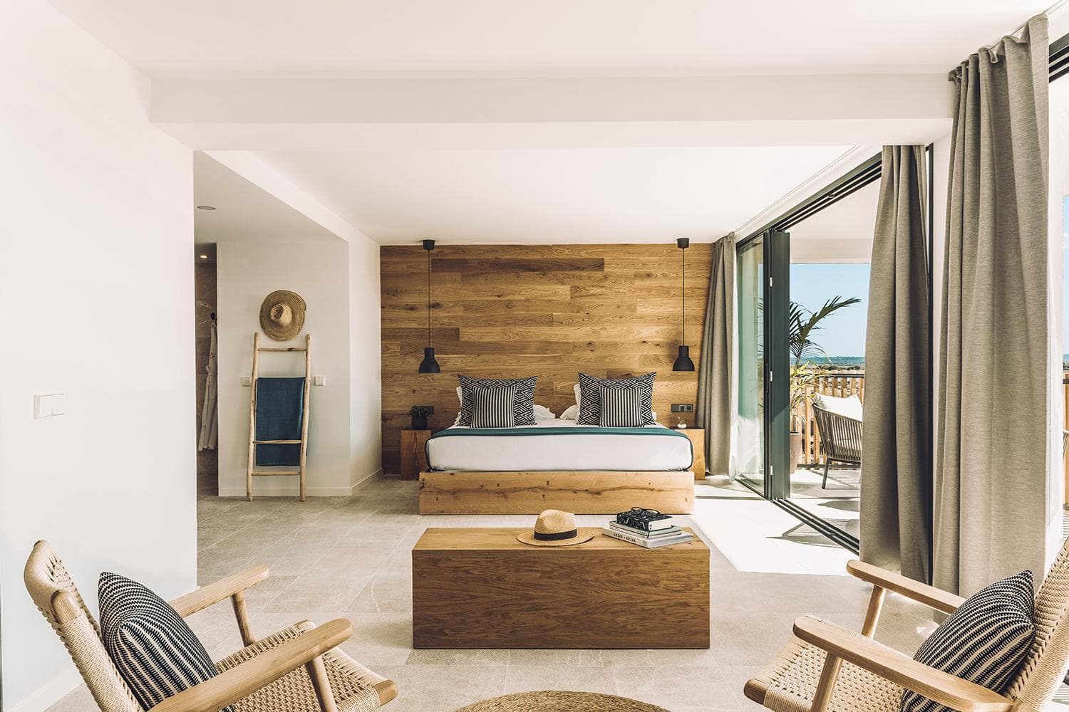 Las Gaviotas Suites Hotel & Spa — 3