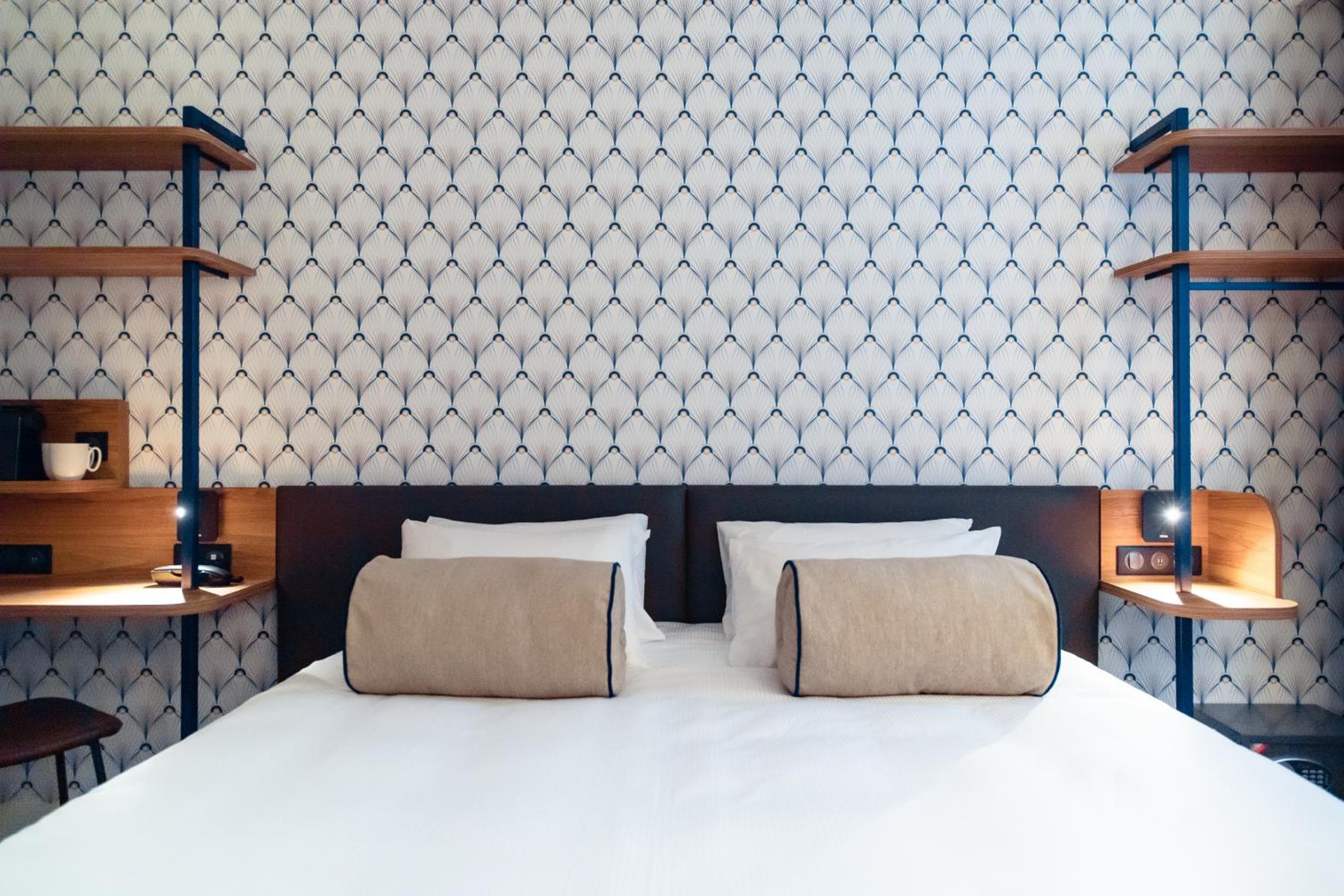 Hotel Bleu de Grenelle - Tour Eiffel — 24
