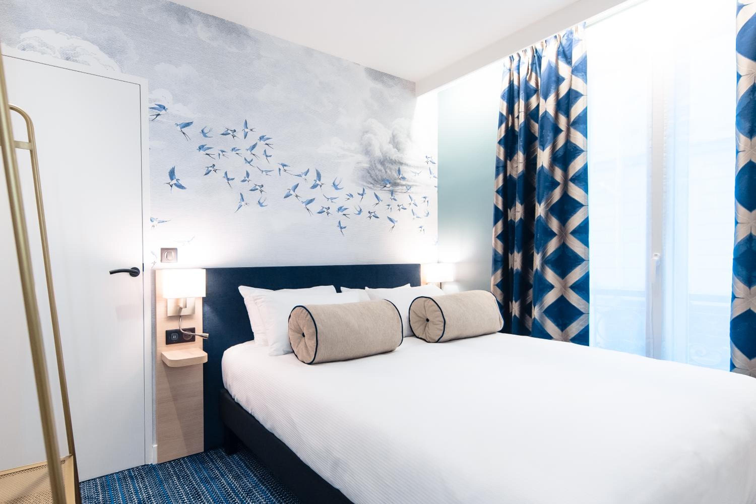 Hotel Bleu de Grenelle - Tour Eiffel — 3
