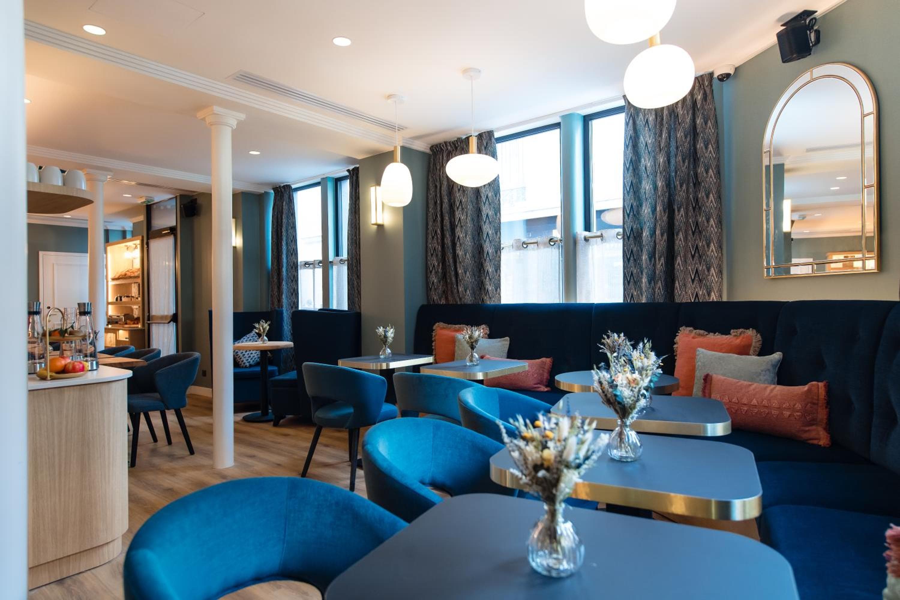 Hotel Bleu de Grenelle - Tour Eiffel — 18