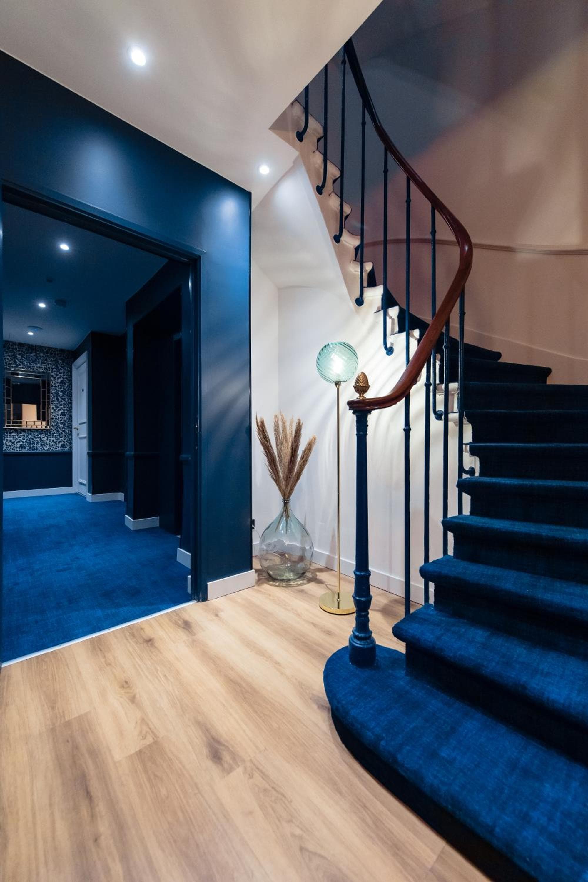 Hotel Bleu de Grenelle - Tour Eiffel — 12