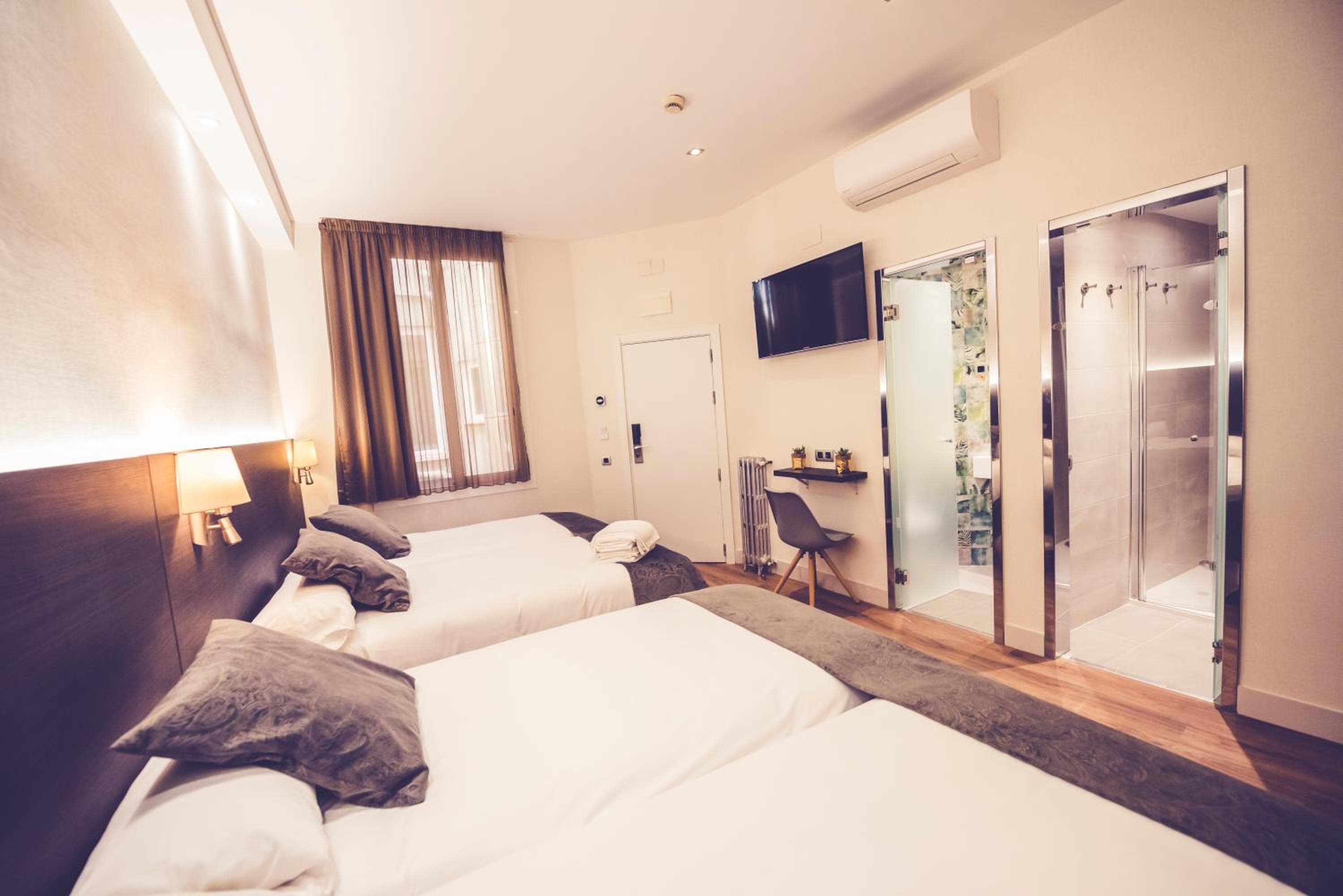 Hostal Marlasca — 4