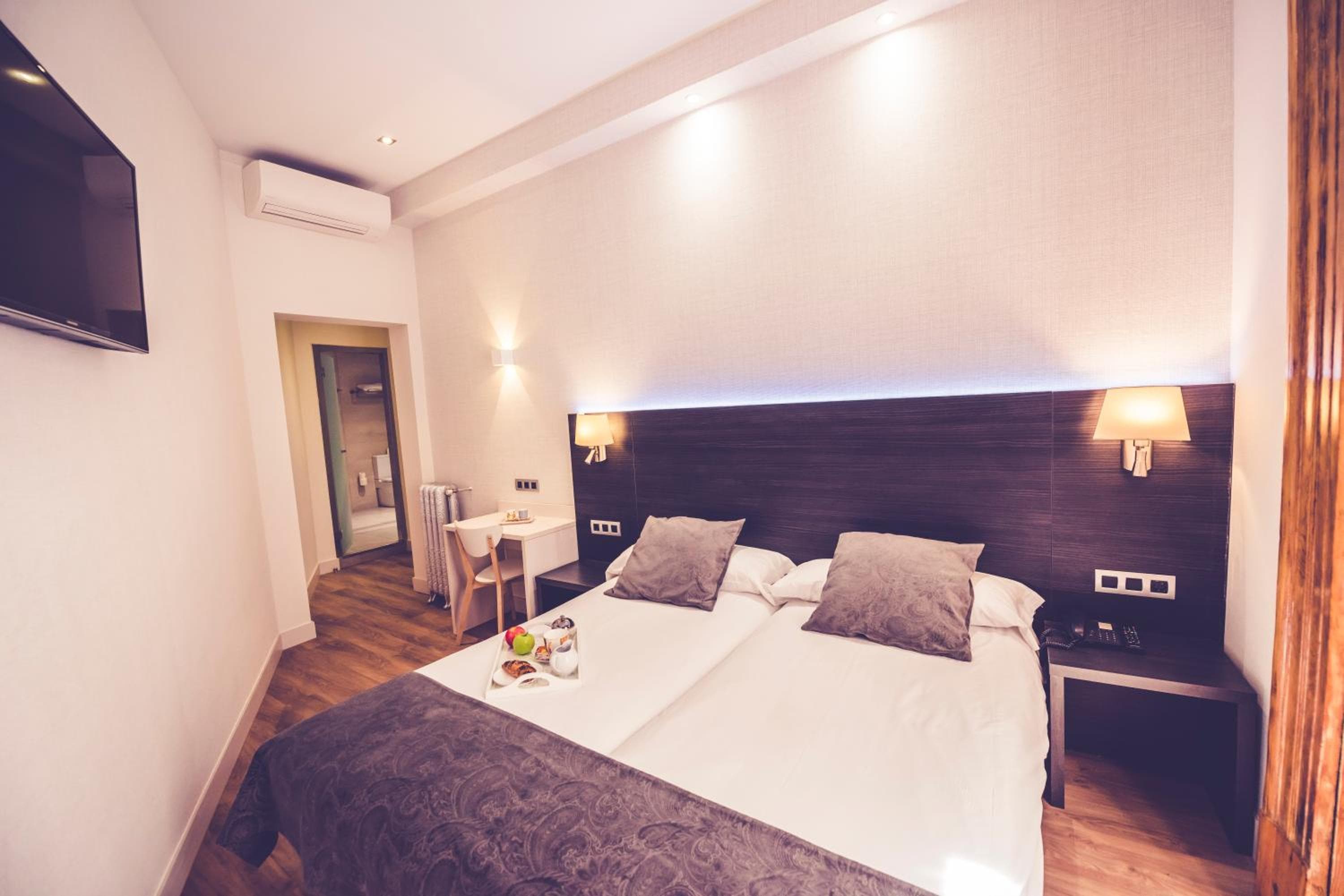Hostal Marlasca — 11