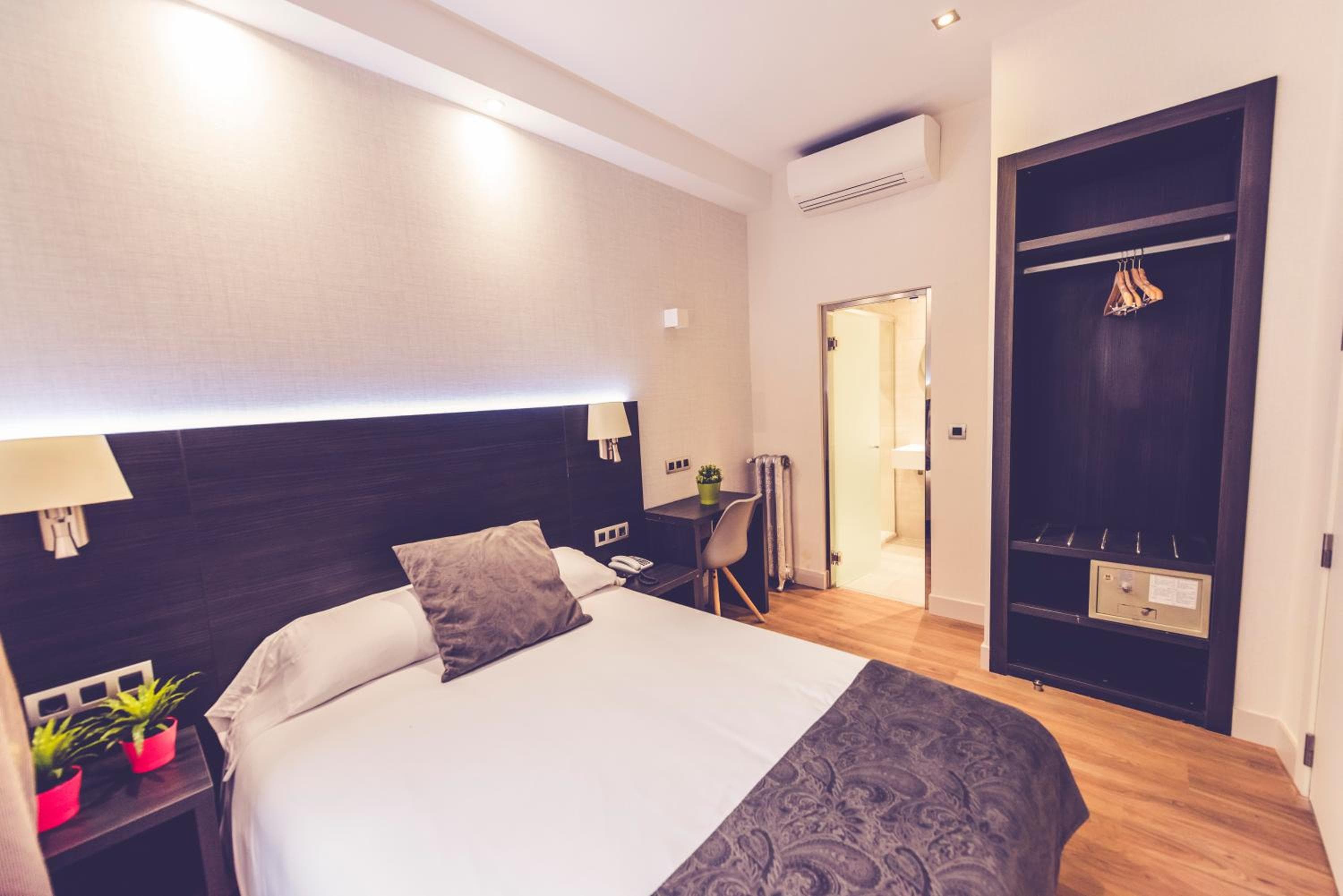 Hostal Marlasca — 5