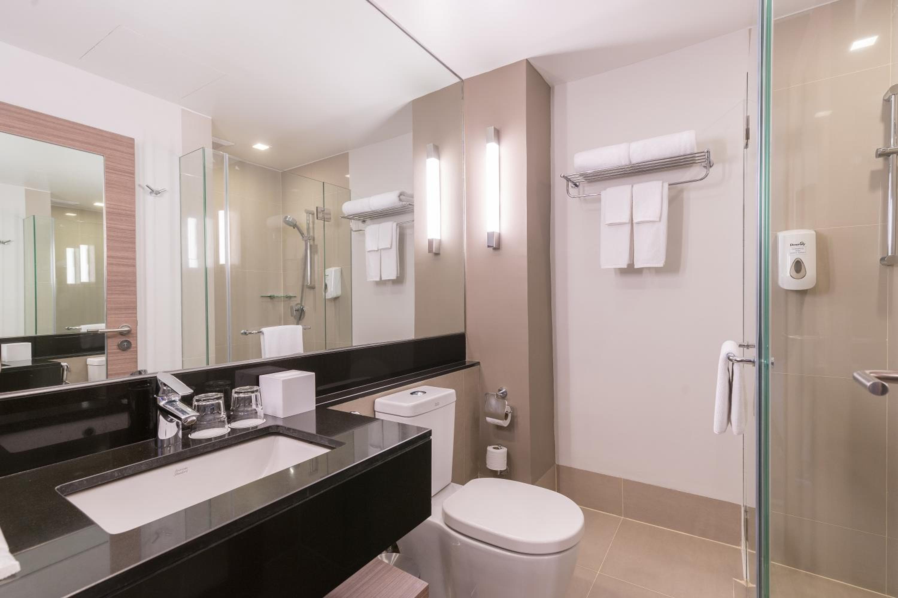 Holiday Inn Express Bangkok Sathorn by IHG — 10