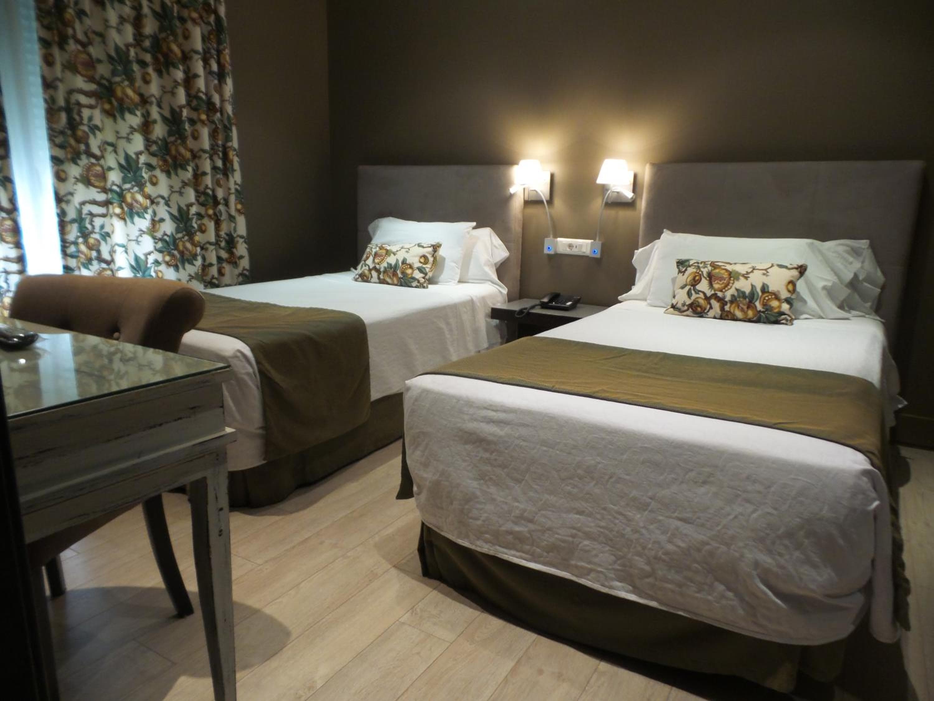 Hotel Moderno Puerta del Sol — 21