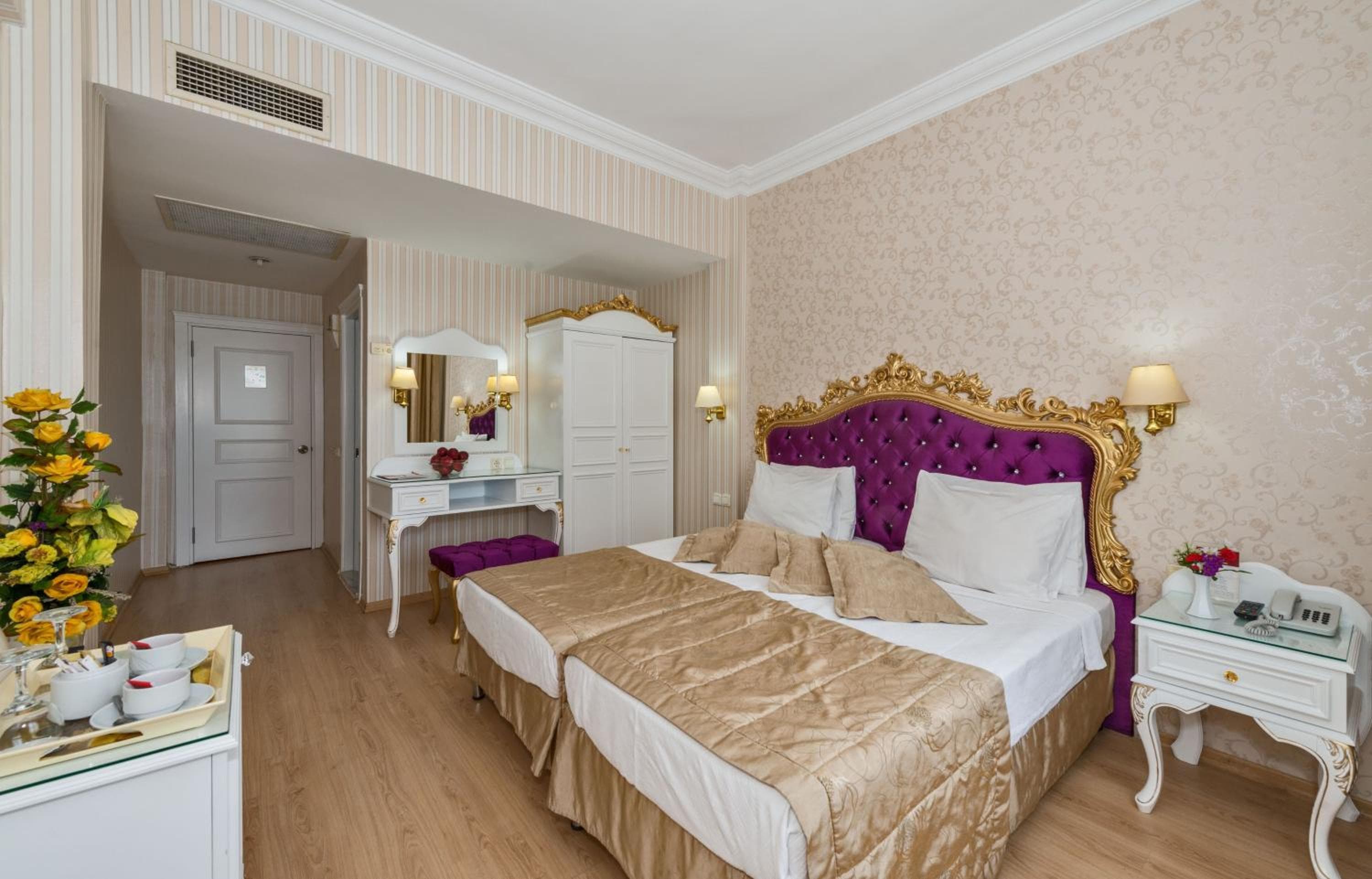 Santa Sophia Hotel - Istanbul — 10