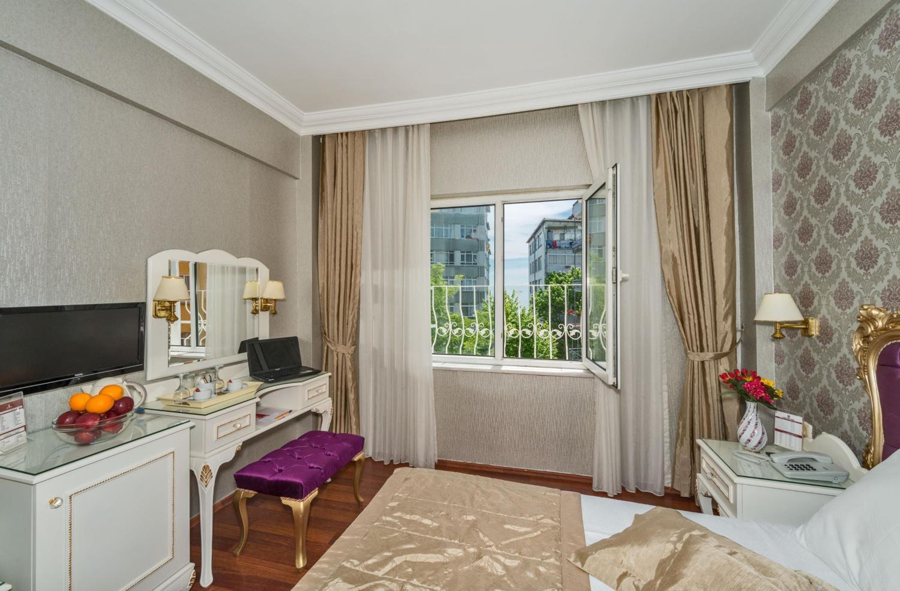 Santa Sophia Hotel - Istanbul — 7