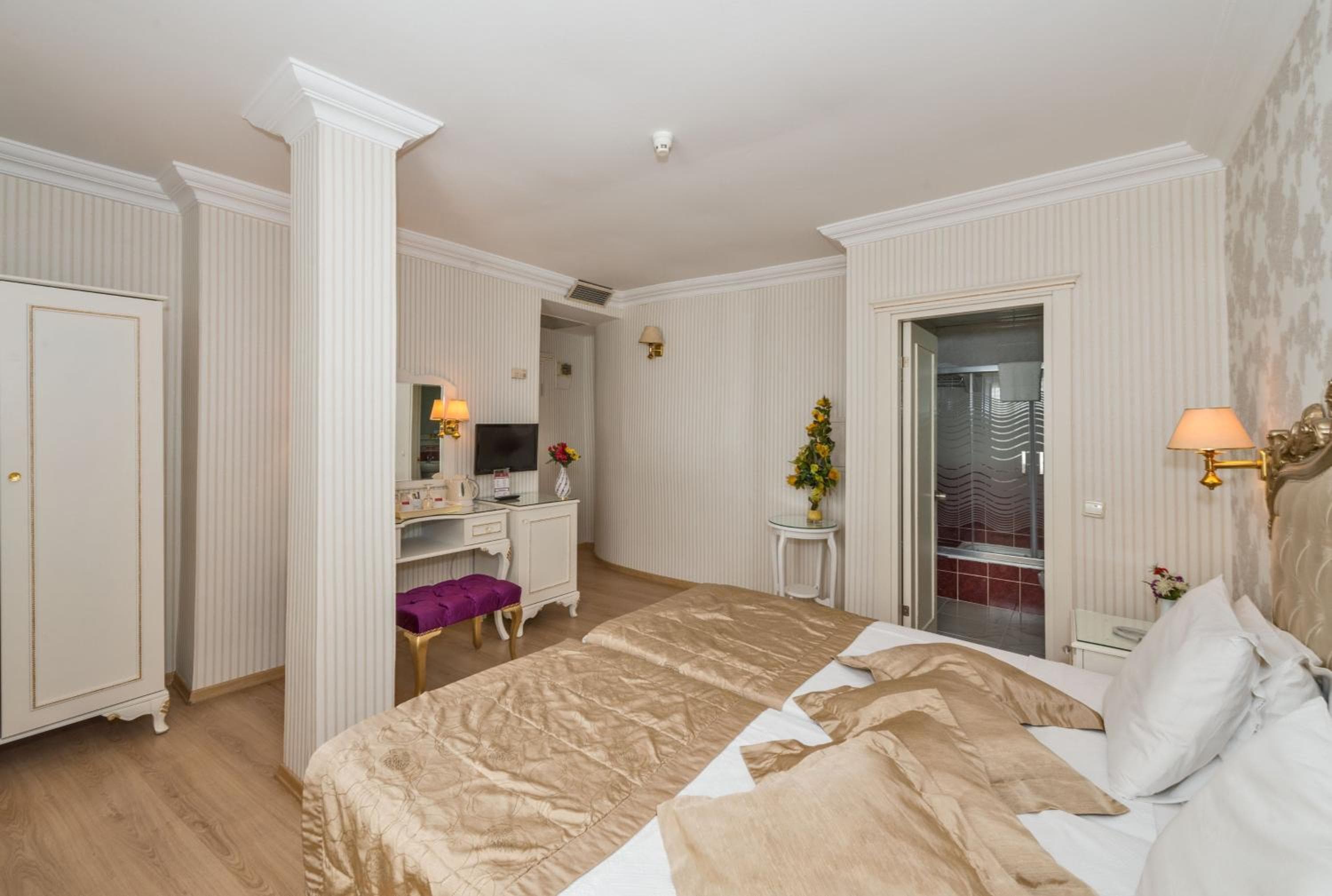 Santa Sophia Hotel - Istanbul — 19