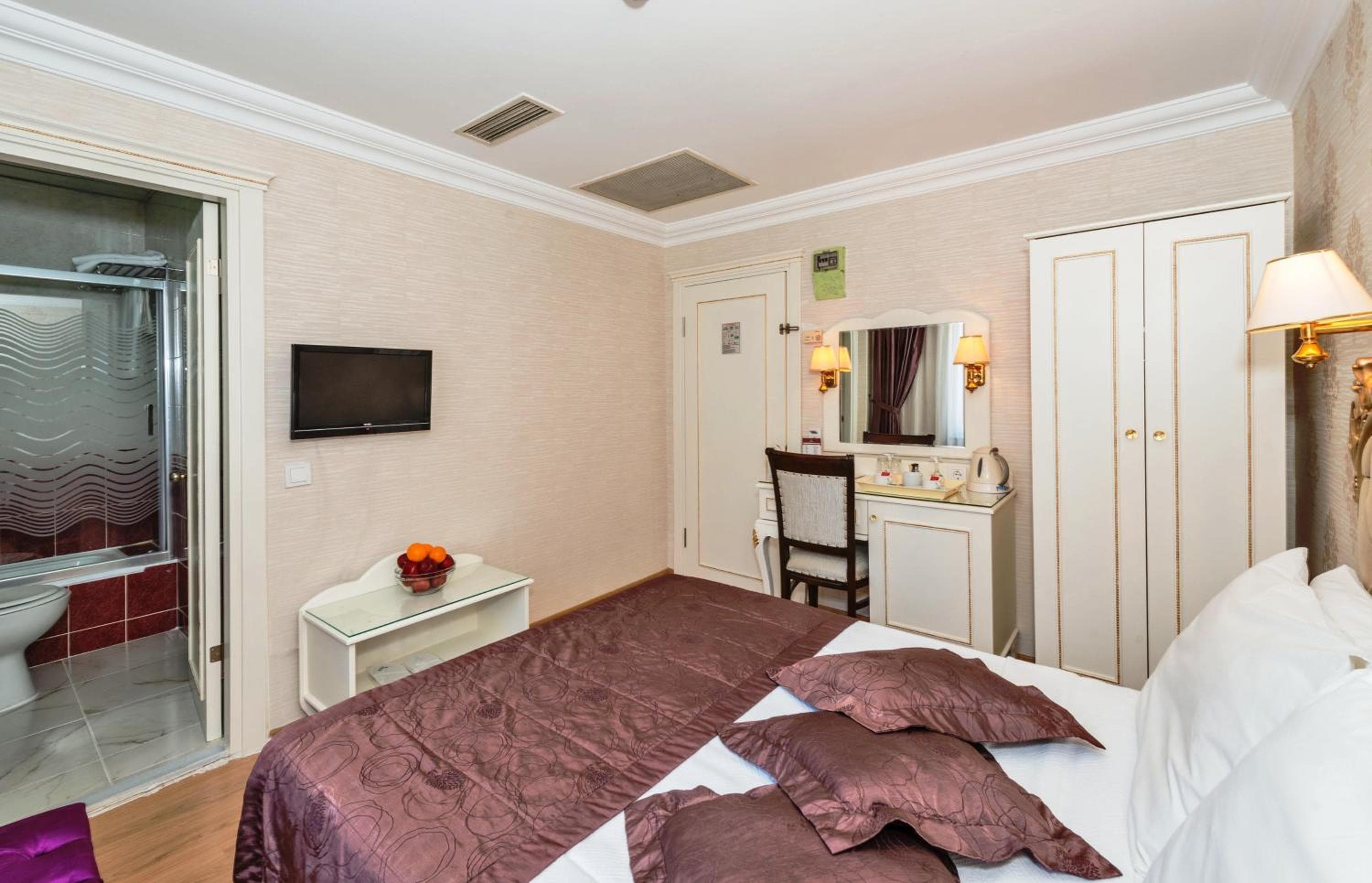 Santa Sophia Hotel - Istanbul — 20