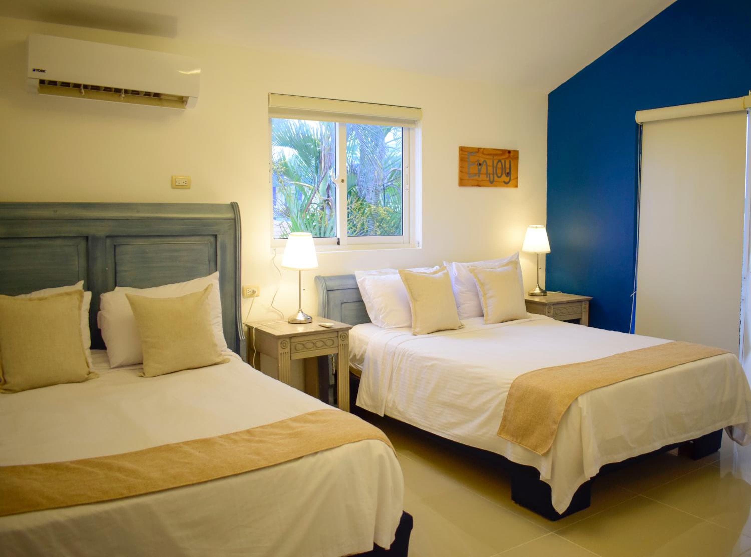 Hotel sulla spiaggia della costa verde — 18