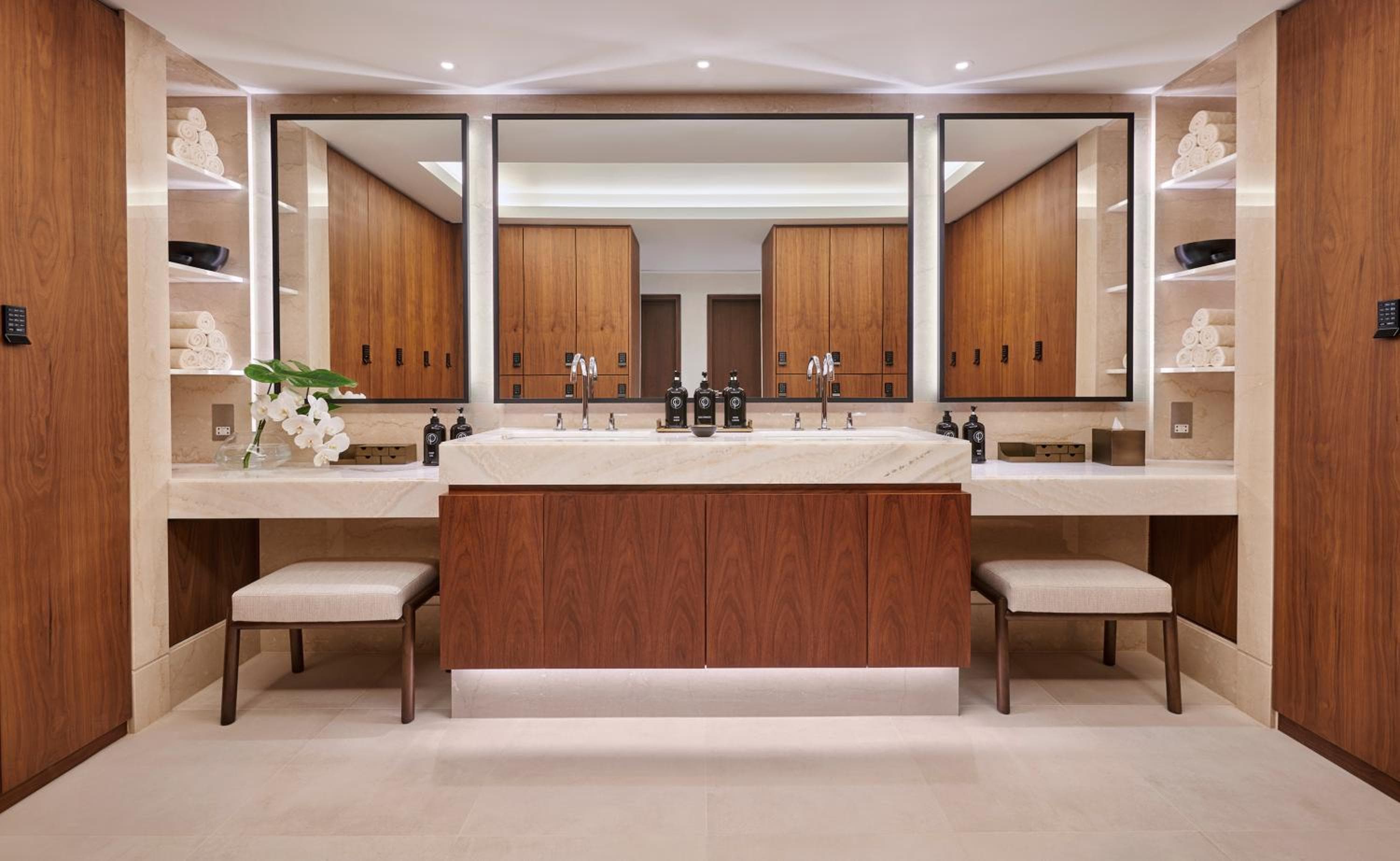 Jumeirah Carlton Tower London — 10
