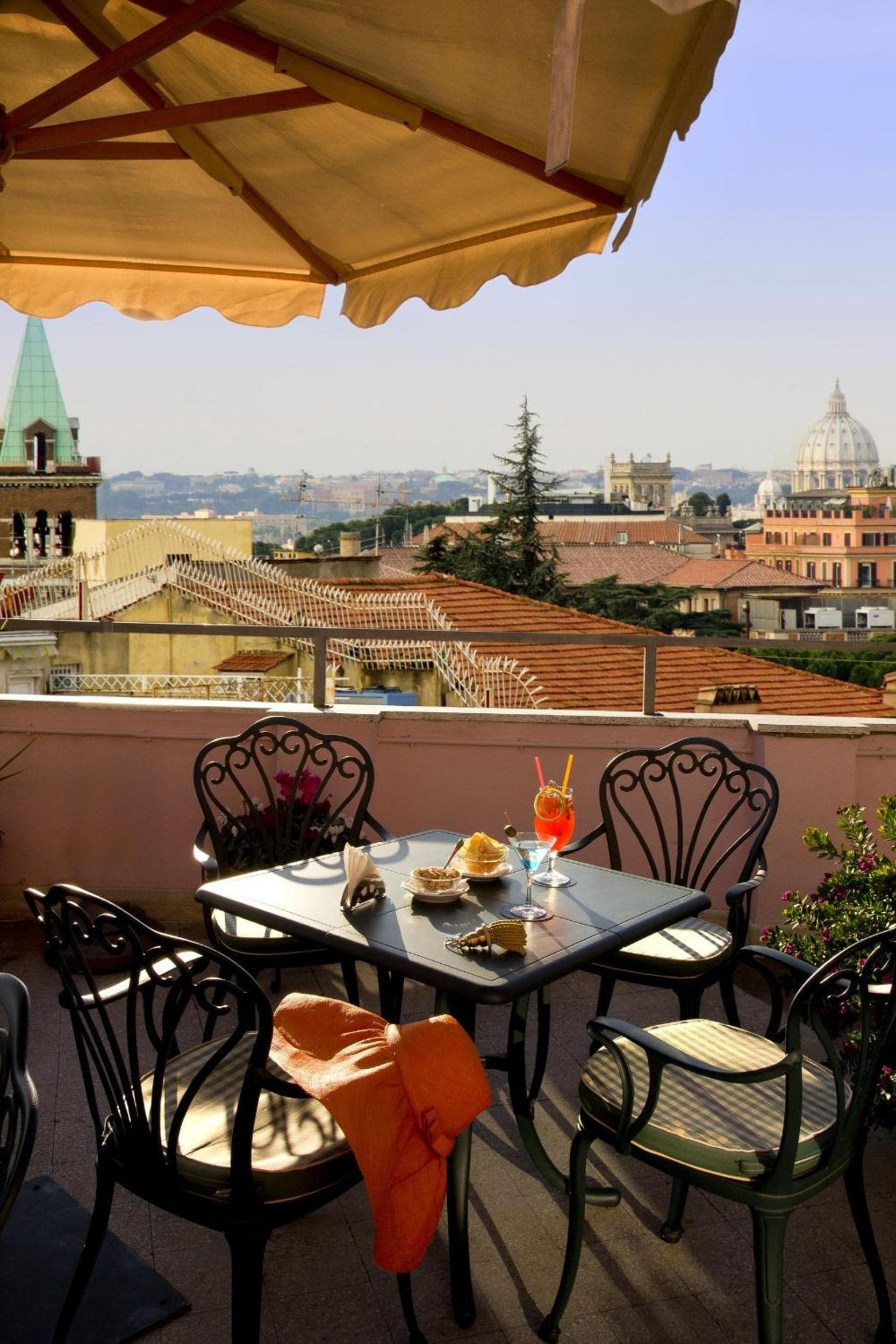 Marcella Royal Hotel - Rooftop Garden — 3