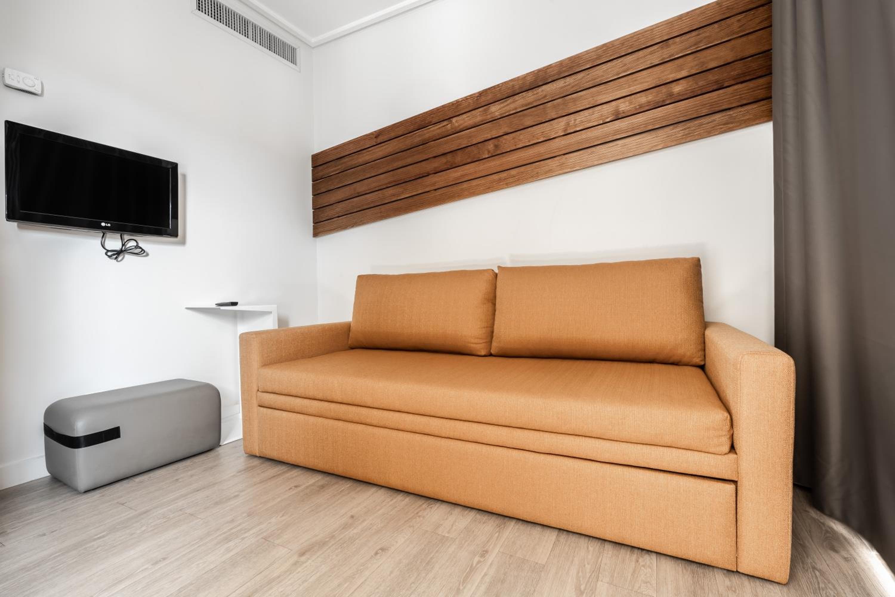 Ibis Styles Lisboa Centro Liberdade NE — 19