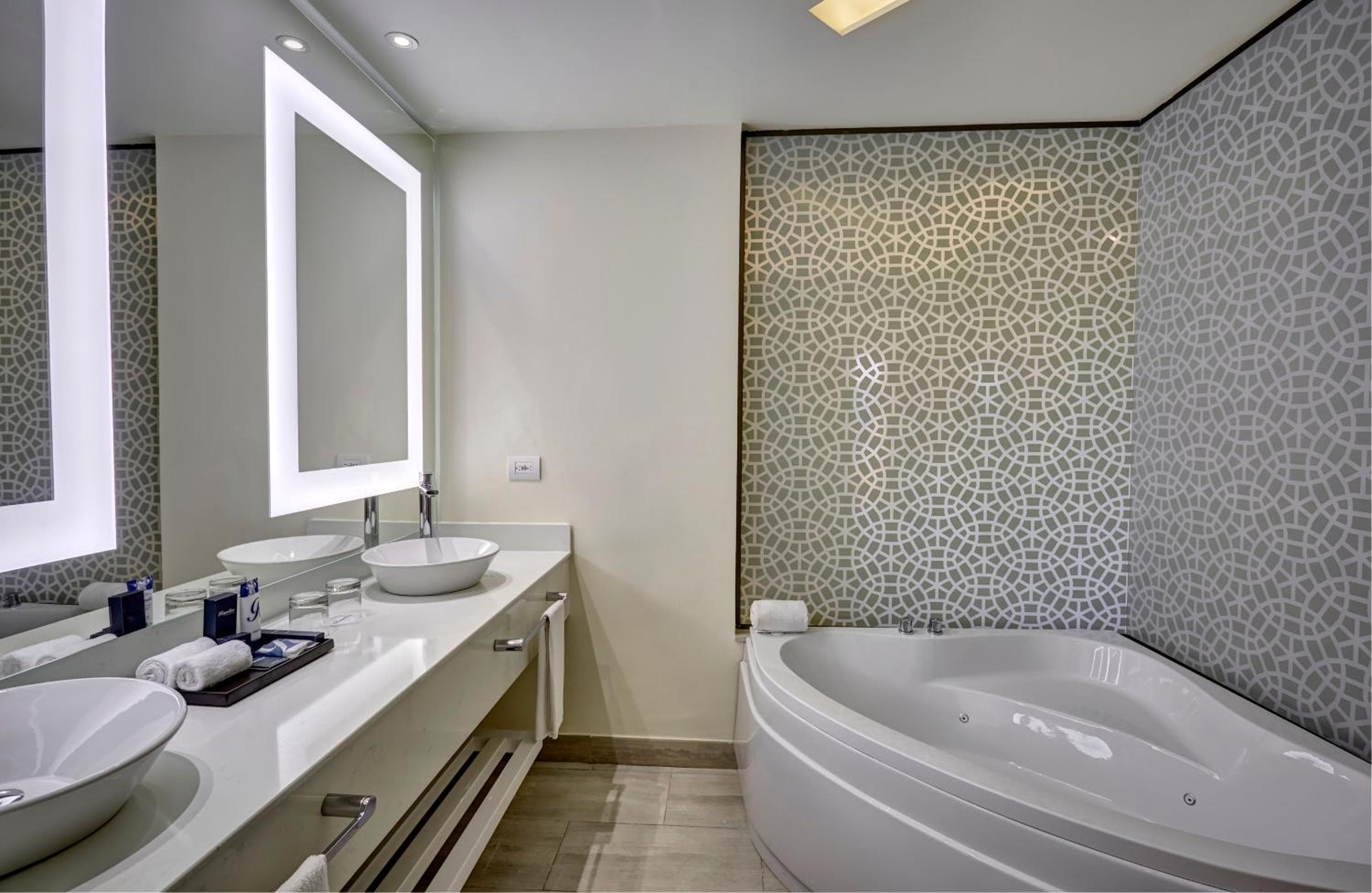 Royalton Bavaro, An Autograph Collection All-Inclusive Resort & Casino — 20