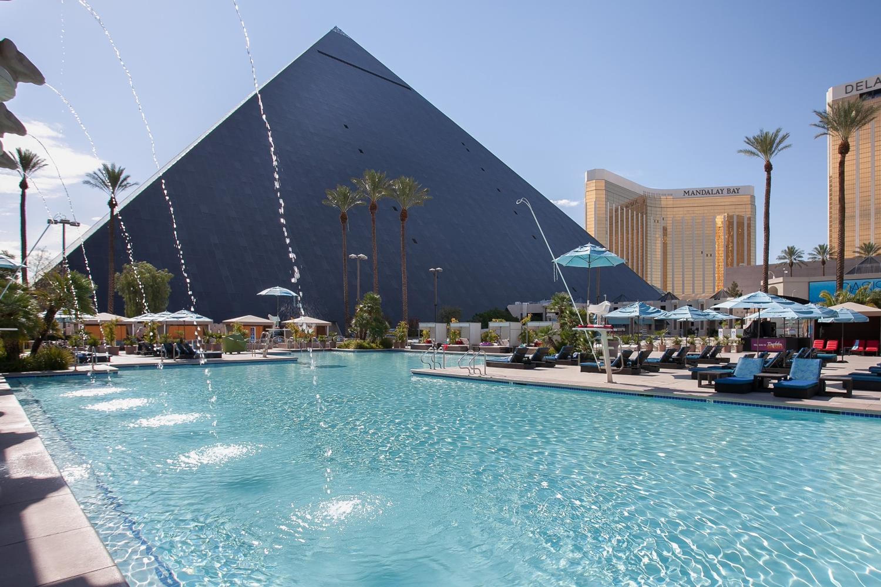 Luxor — 17