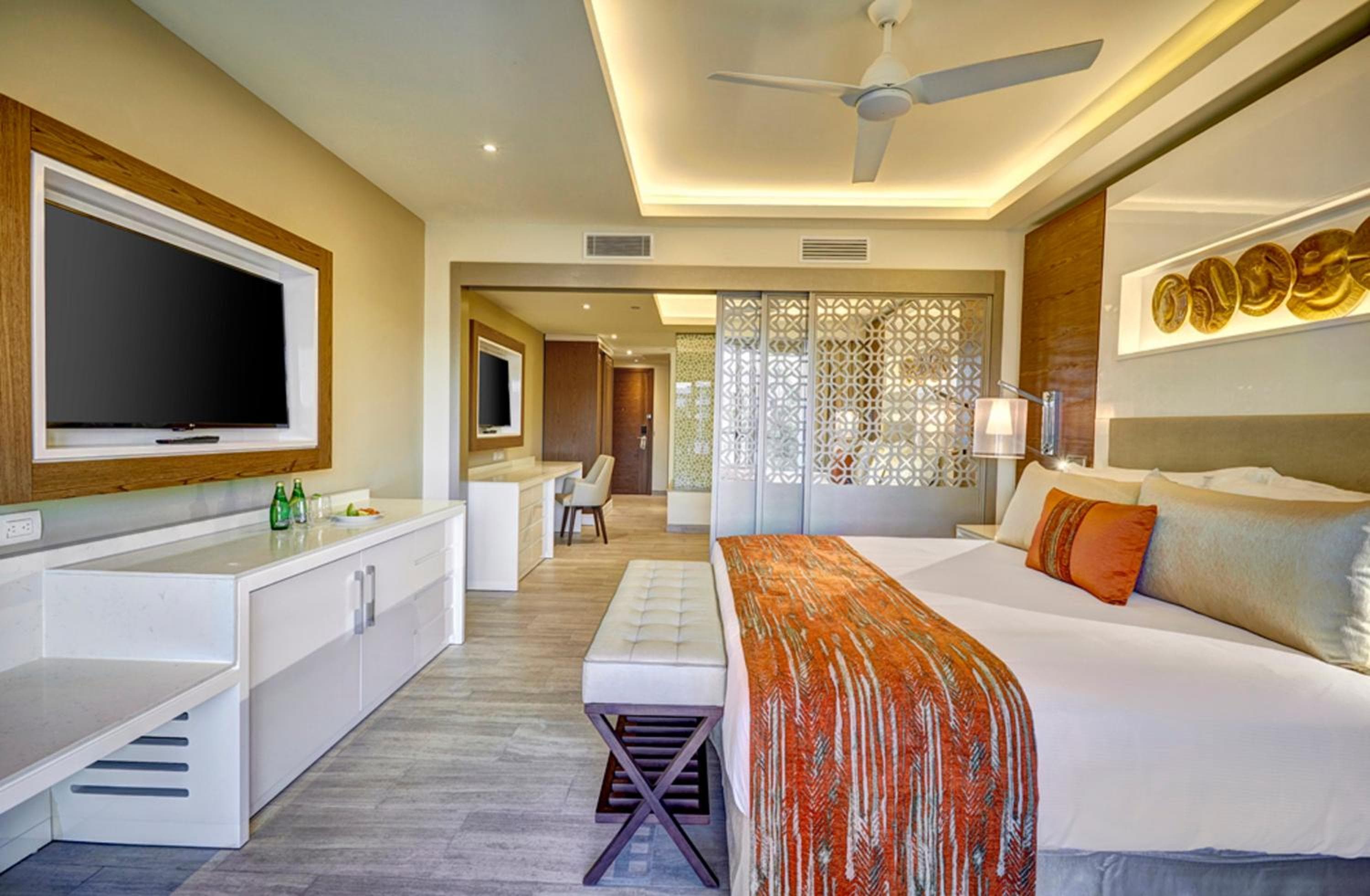 Royalton Bavaro, An Autograph Collection All-Inclusive Resort & Casino — 17