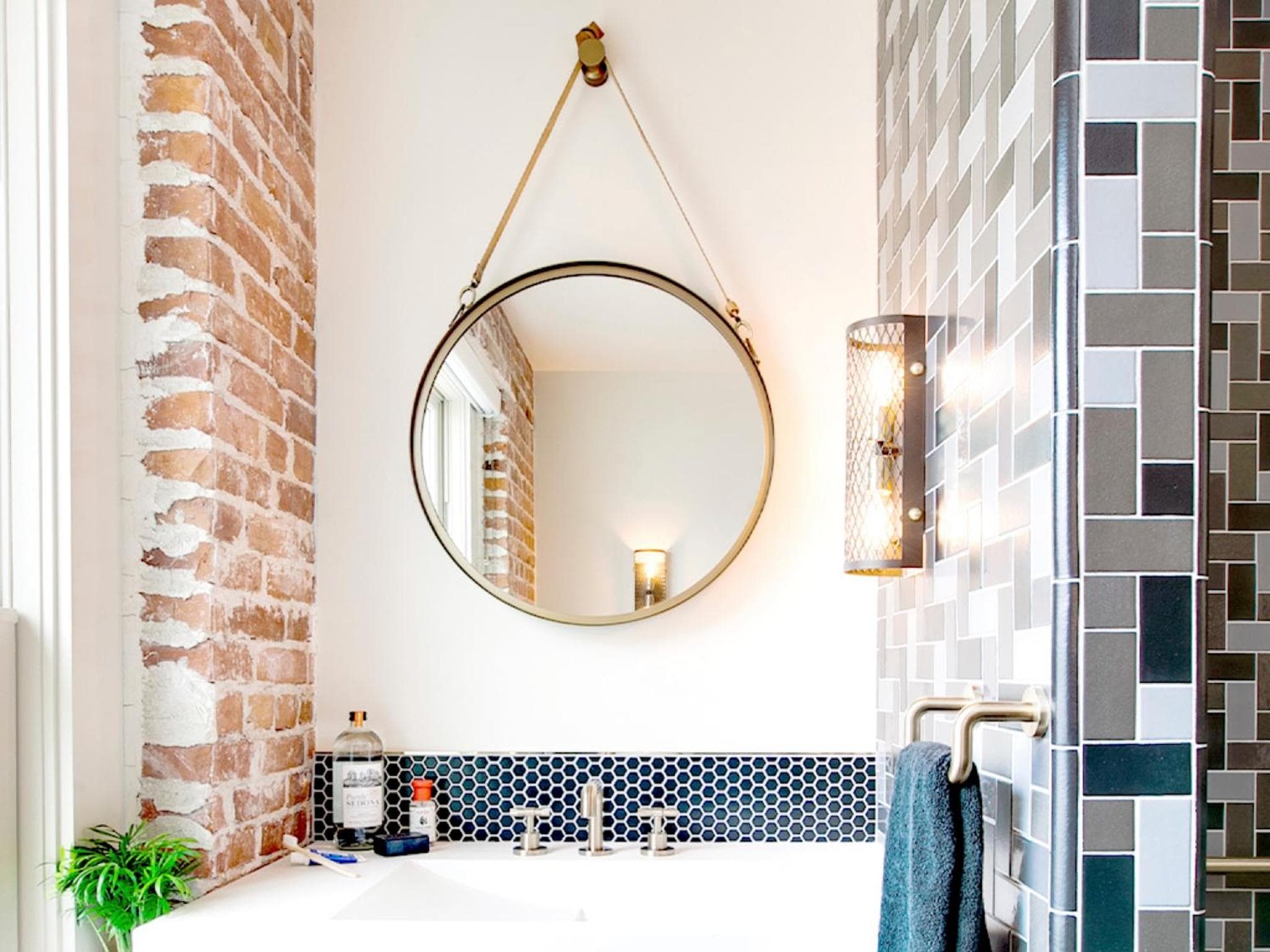 Venice V Hotel — 2
