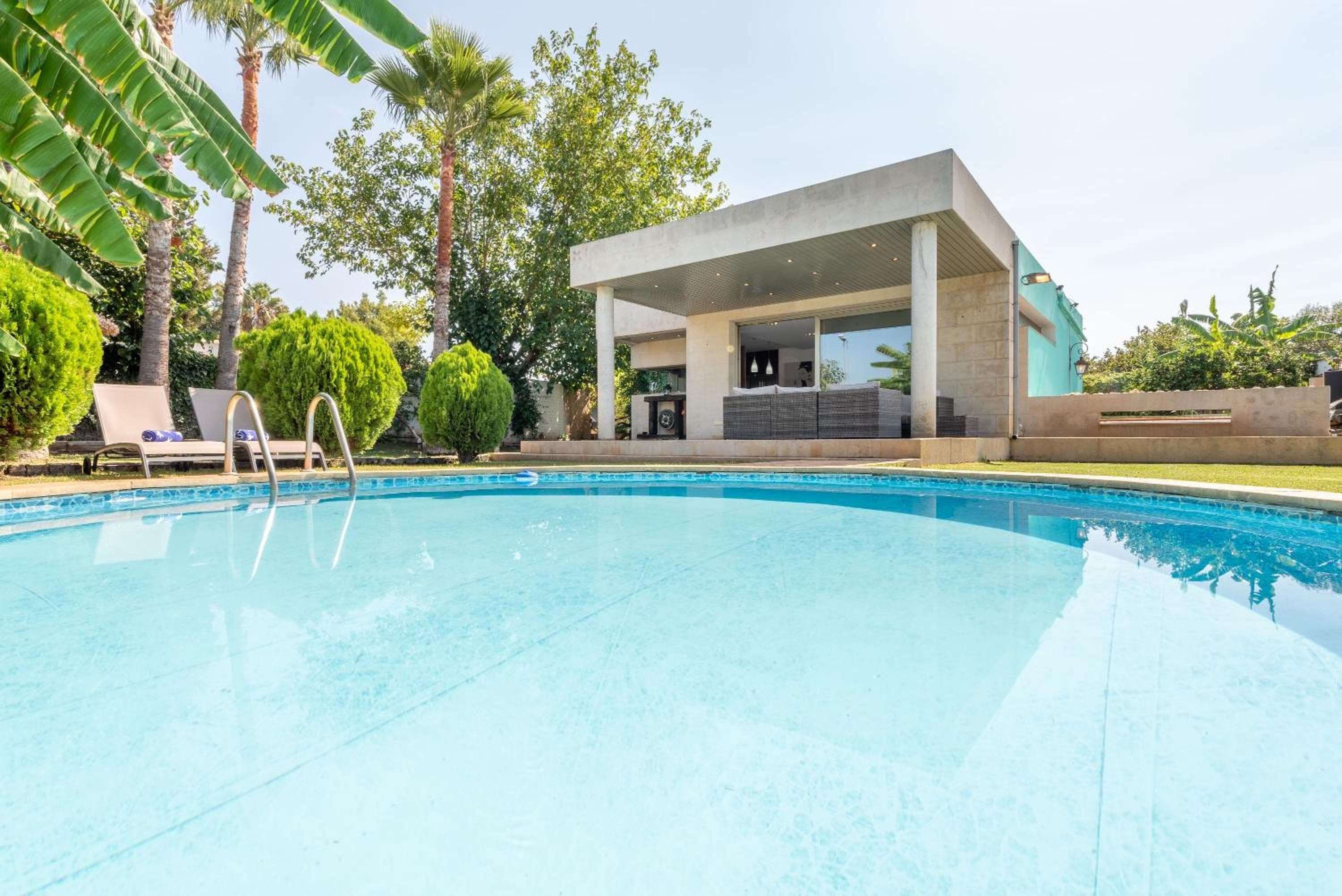 Villa Zoe — 1