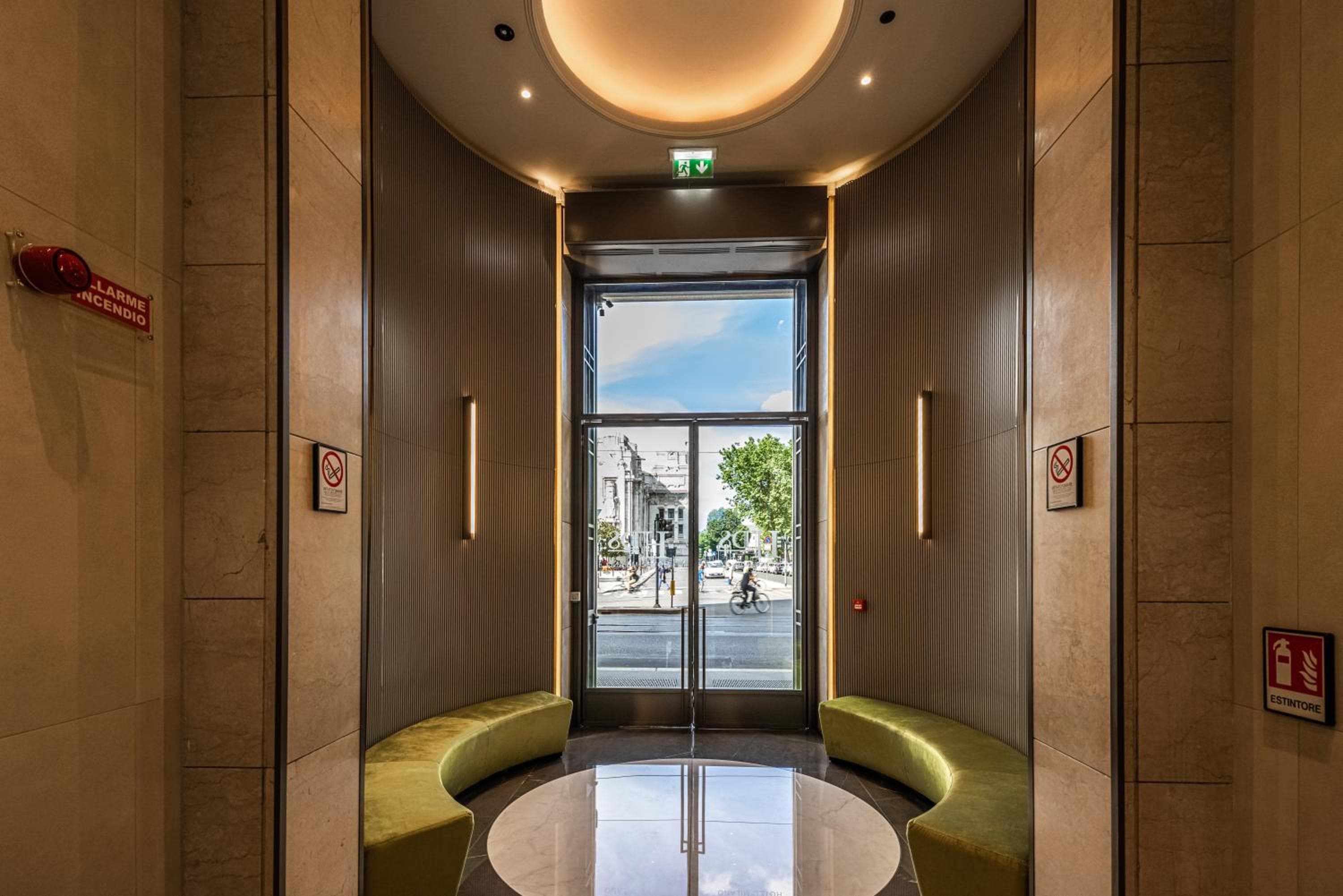 HD8 Hotel Milano — 4