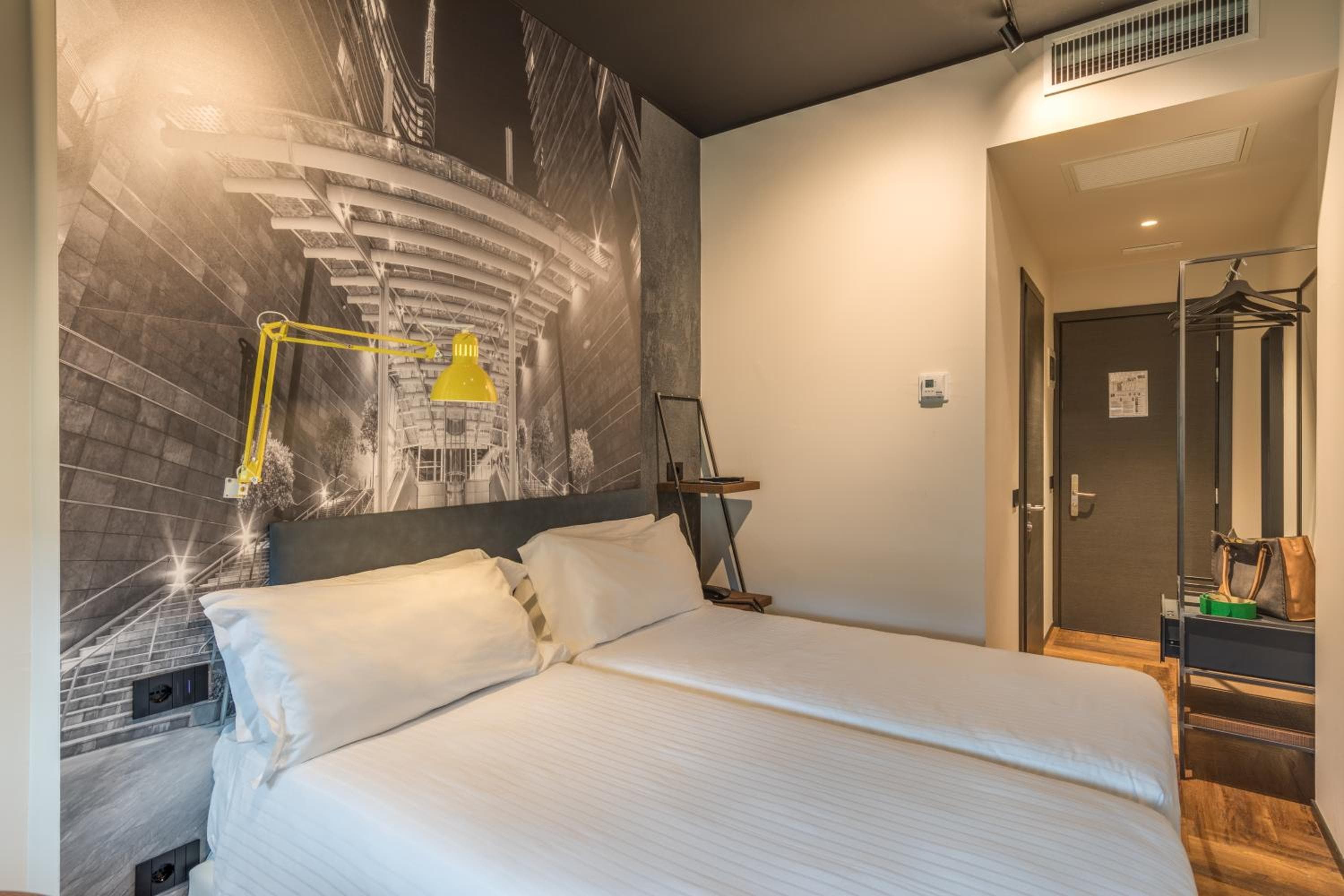 Hotel Roxy — 17