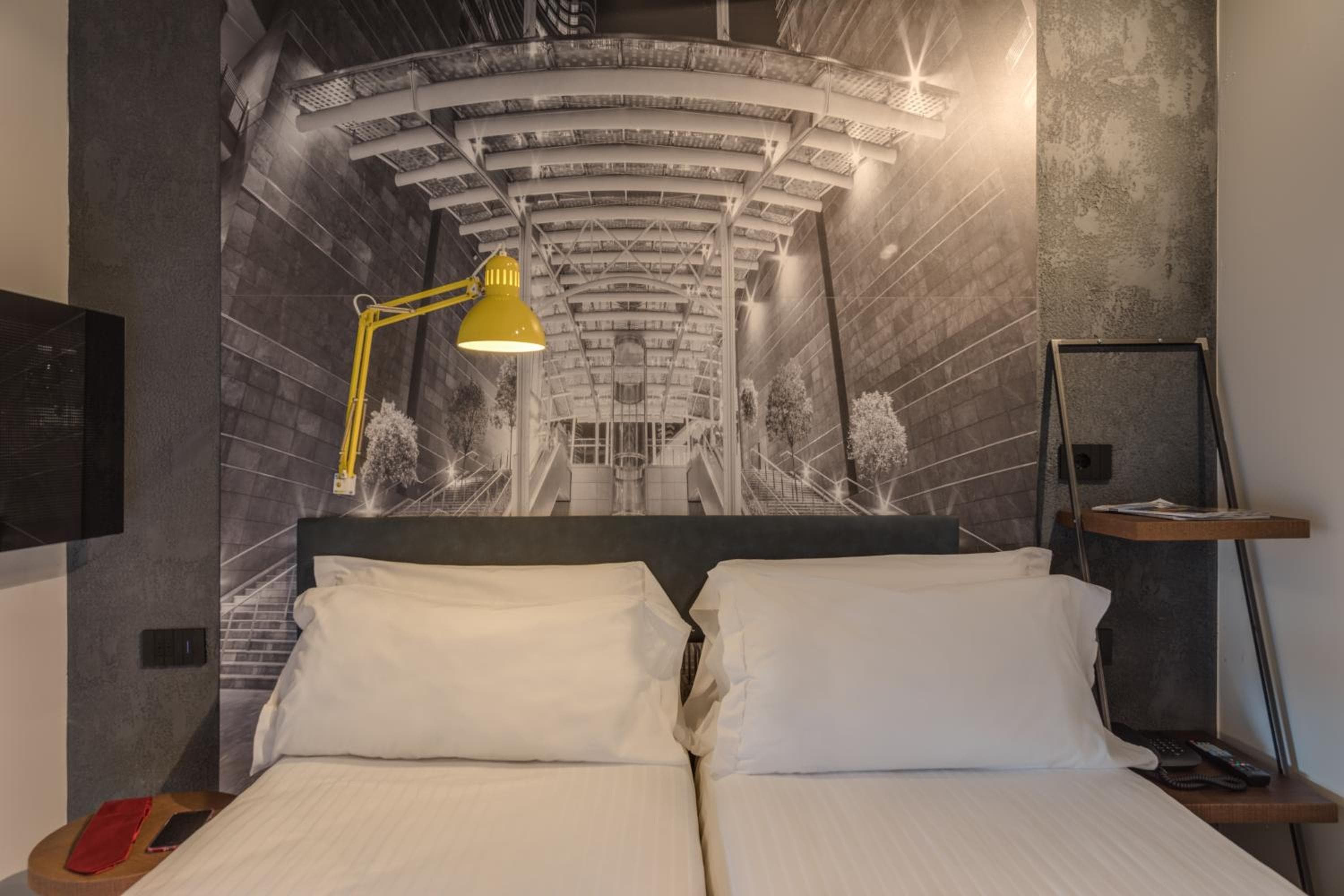 Hotel Roxy — 5