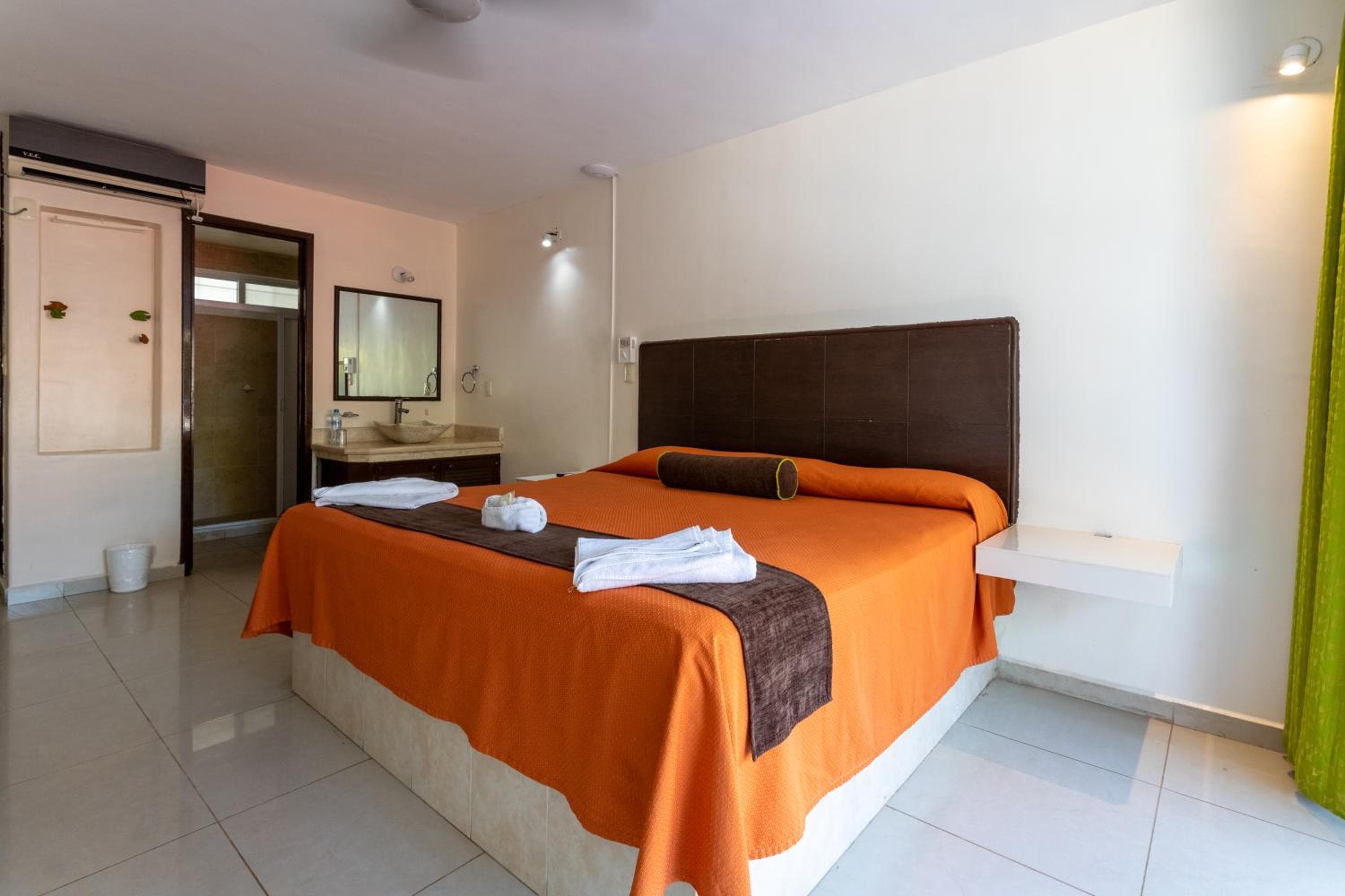Kay Hotel — 26